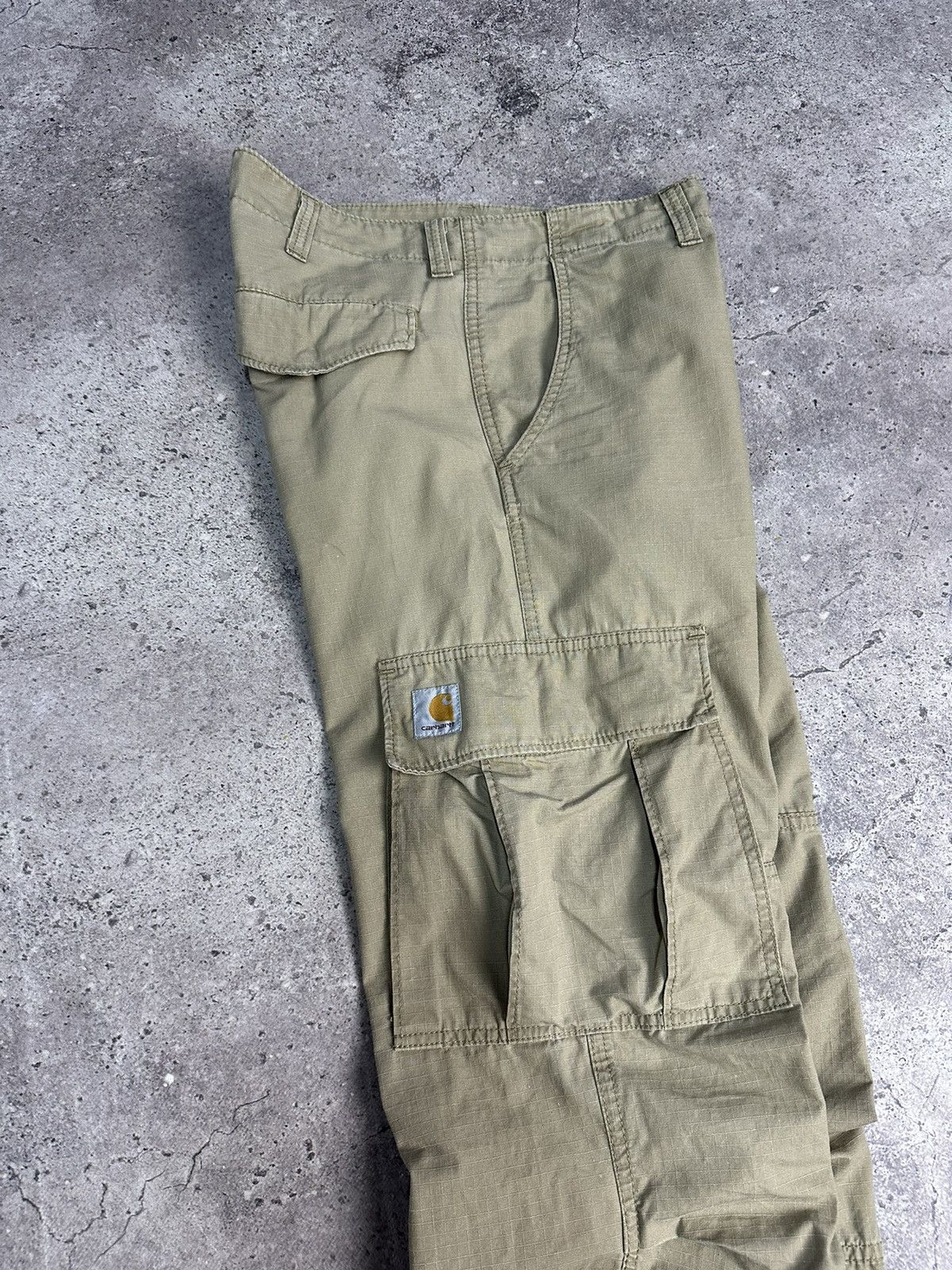 Carhartt × Vintage Vintage Carhartt Cargo Distressed Pants Faded Beige Y2K Size US 32 / EU 48 - 2 Thumbnail