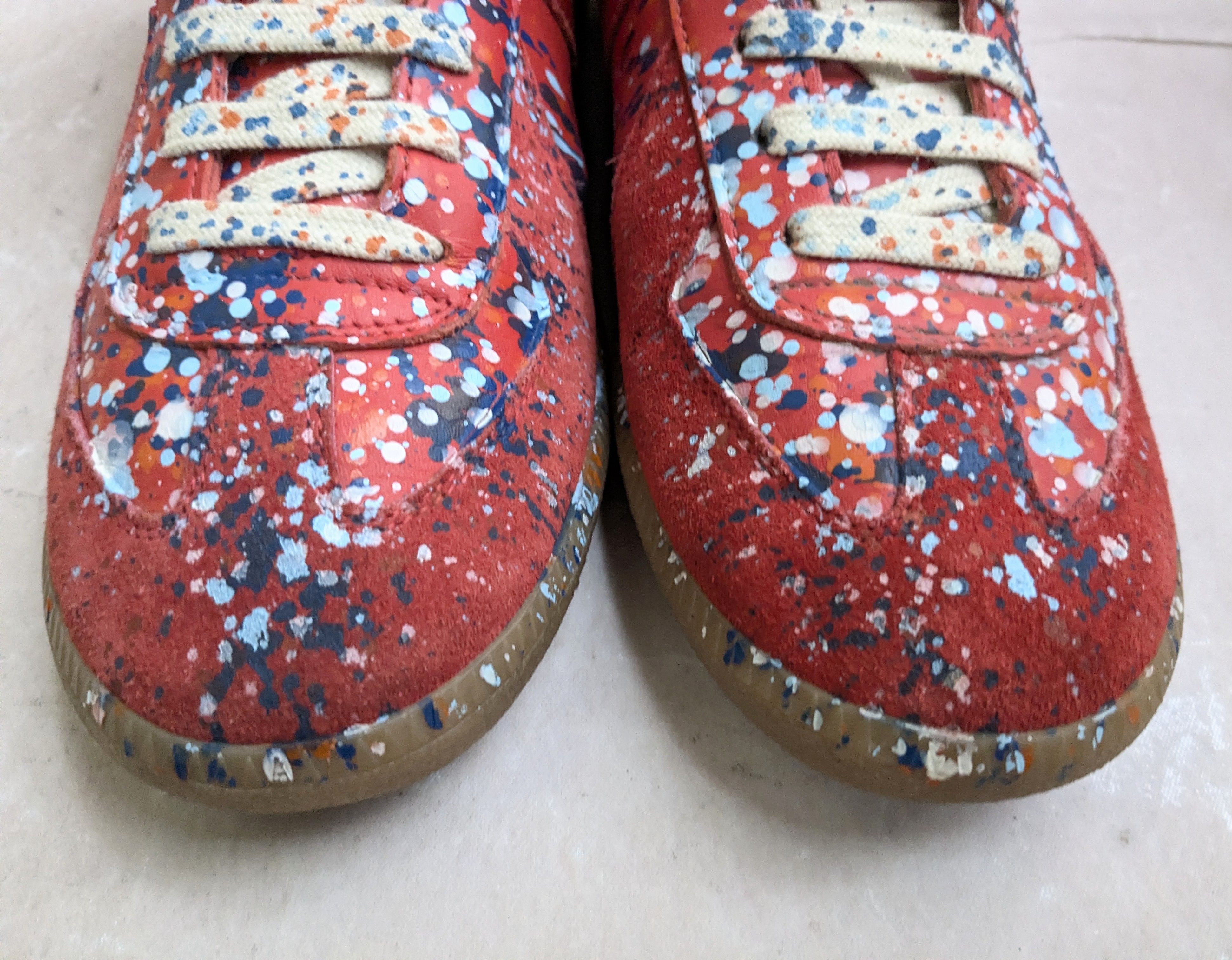 Maison Margiela Maison Margiela Replica GAT Red Paint Splatter 9 42 Size US 9 / EU 42 - 4 Thumbnail