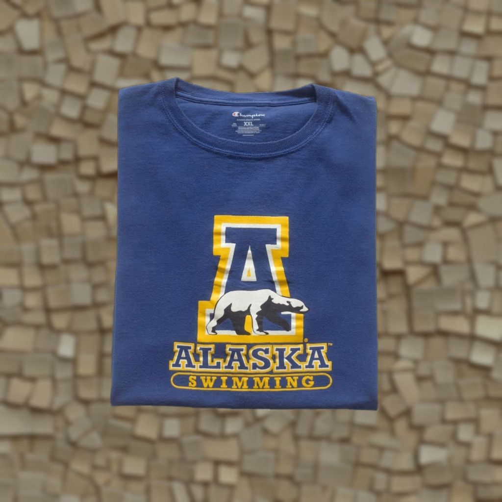 Champion VINTAGE Champion NCAA VTG ALASKA NANOOK SWIMMING BLUE RETRO T SHIRT MEN SZ 2XL 2010-2019 Shirt Men 2XL Blue Retro School Athlet ic Size US XXL / EU 58 / 5 - 1 Thumbnail