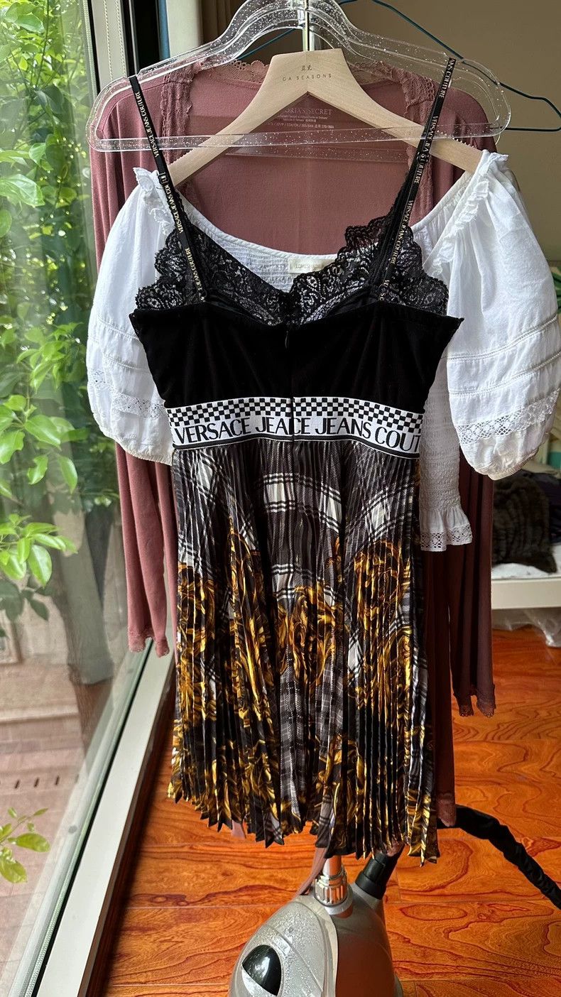 Versace Versace Slip dress Size XS / US 0-2 / IT 36-38 - 2 Thumbnail