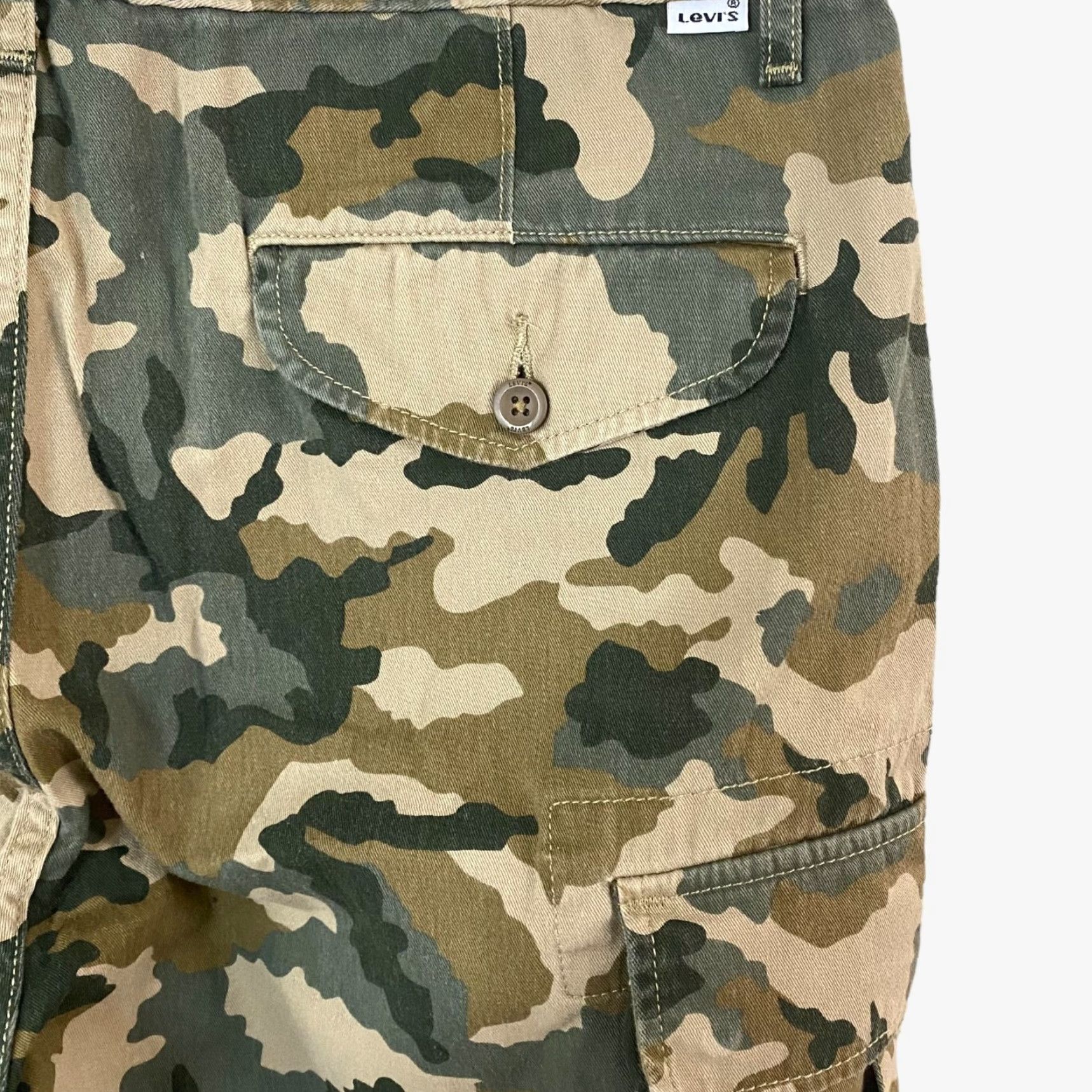 Levi's Levi's Carrier Cargo Shorts Green Camouflage Cotton-Twill Men's 32 Relaxed Fit 6-Pockets Casual Travel Workwear Cargo Shorts Size US 32 / EU 48 - 7 Thumbnail