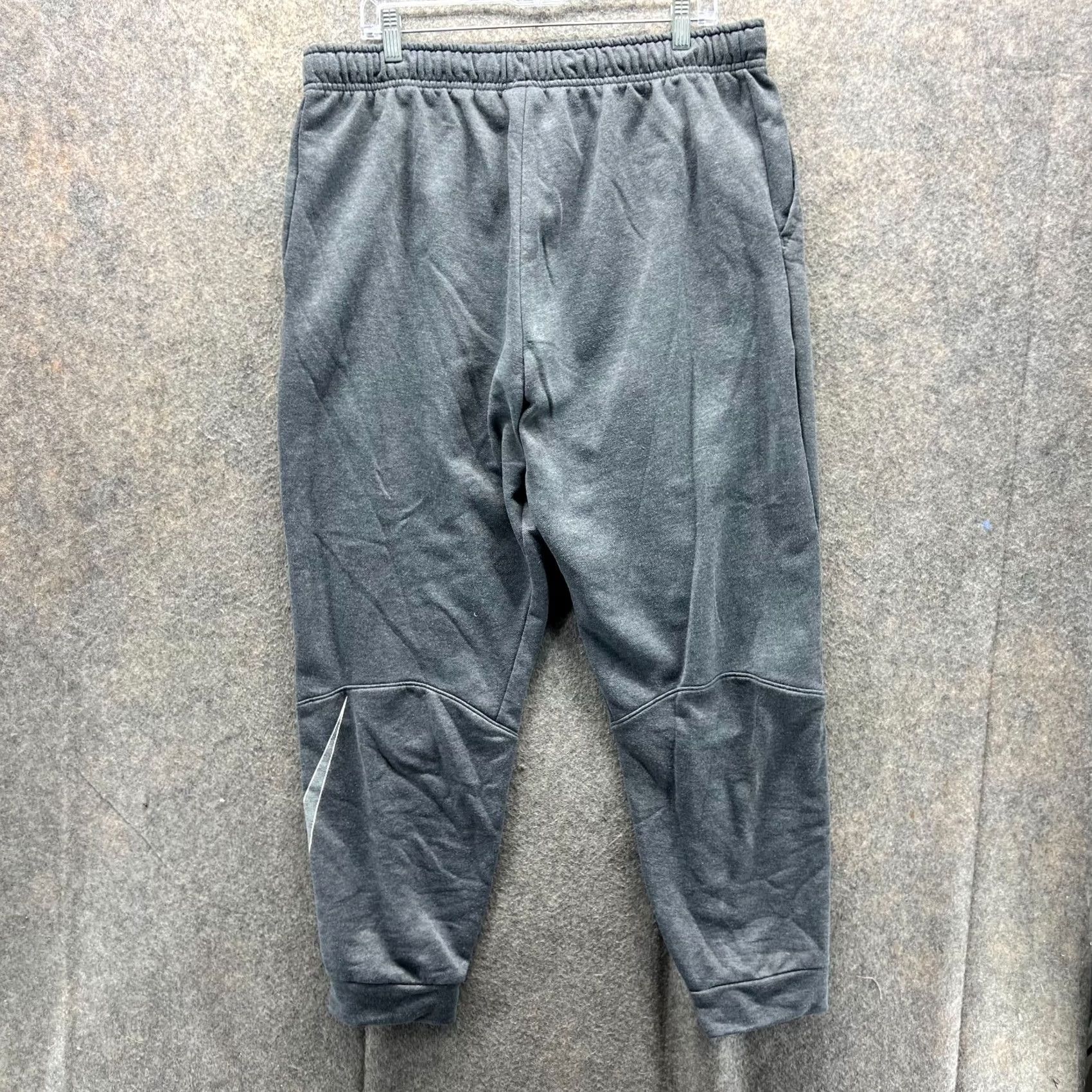 Nike VINTAGE Nike Sweatpants Men 2XL Gray Athletic Training Dri Fit Polyester Jogger Knit XXL Pants Women? Size US 39 - 2 Thumbnail