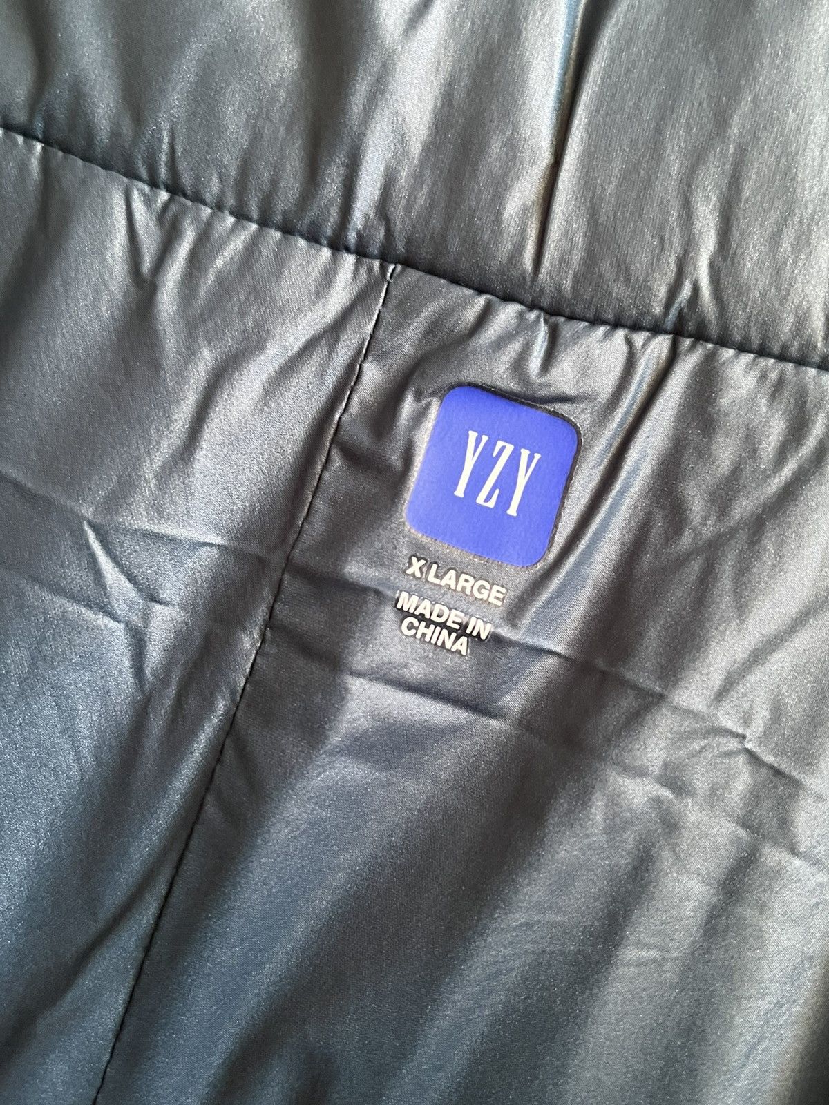 Balenciaga × Gap × Yeezy Yeezy Gap Round Jacket Dark Blue Size XL (Japan Exclusive) Size US XL / EU 56 / 4 - 7 Thumbnail