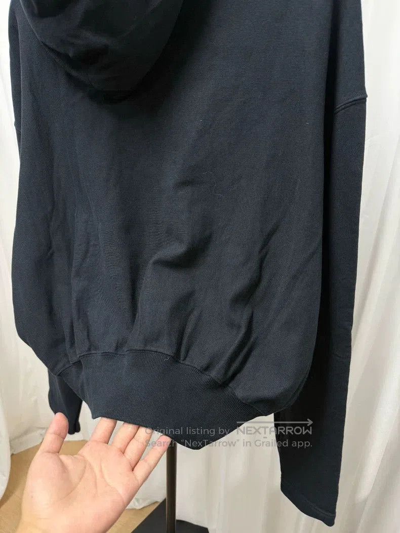 Vetements vetements x champion black cropped hoodie . Size US L / EU 52-54 / 3 - 8 Thumbnail