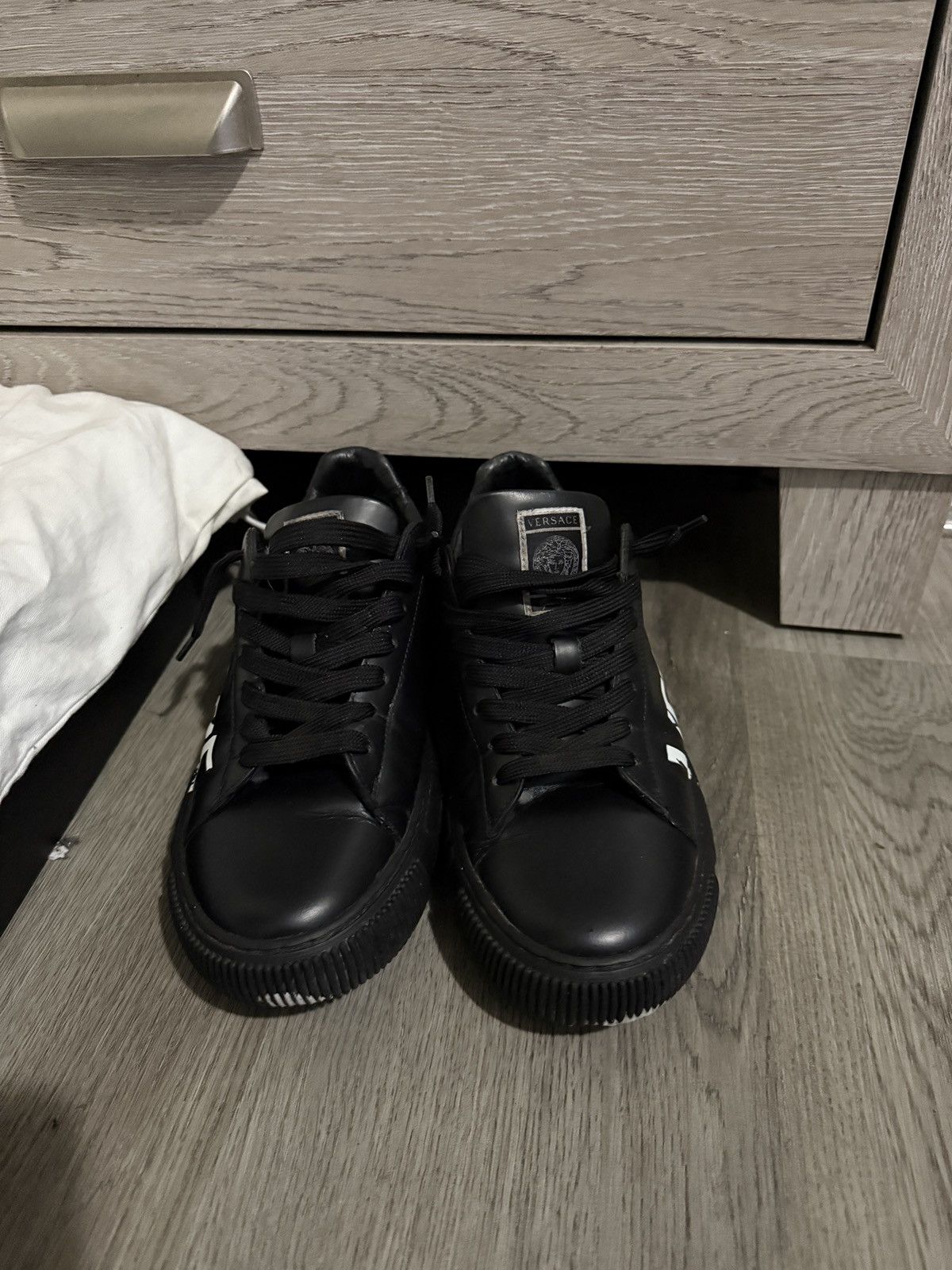 Versace Versace Medusa Greca Low Size US 7 / EU 40 - 3 Thumbnail