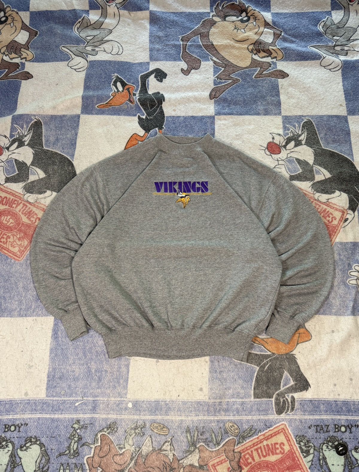 NFL Vintage minnesota Vikings crewneck sweatshirt Size US L / EU 52-54 / 3 - 1 Thumbnail
