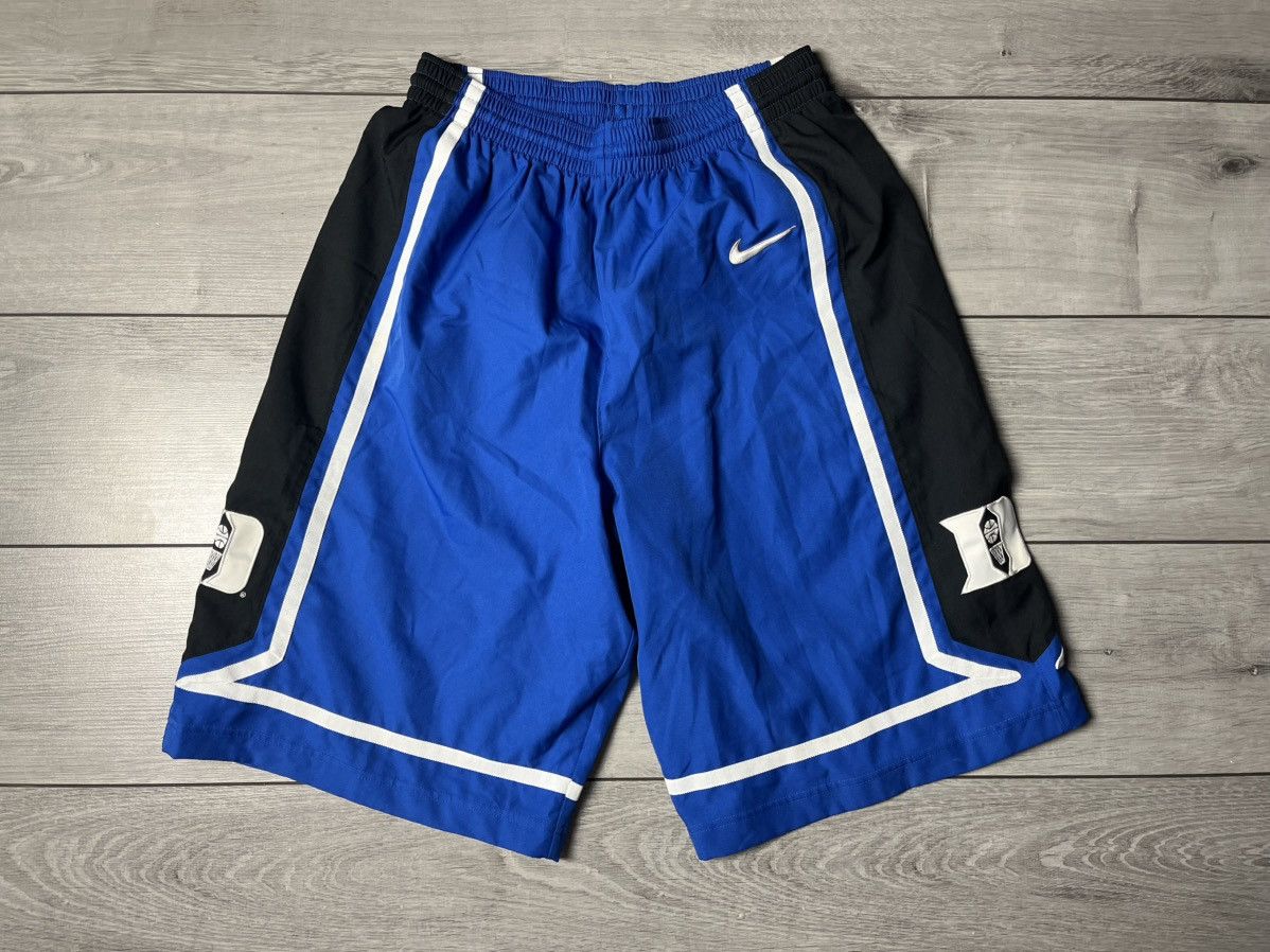 NBA Nike basketball shorts NBA size Medium Size US 32 / EU 48 - 1 Thumbnail