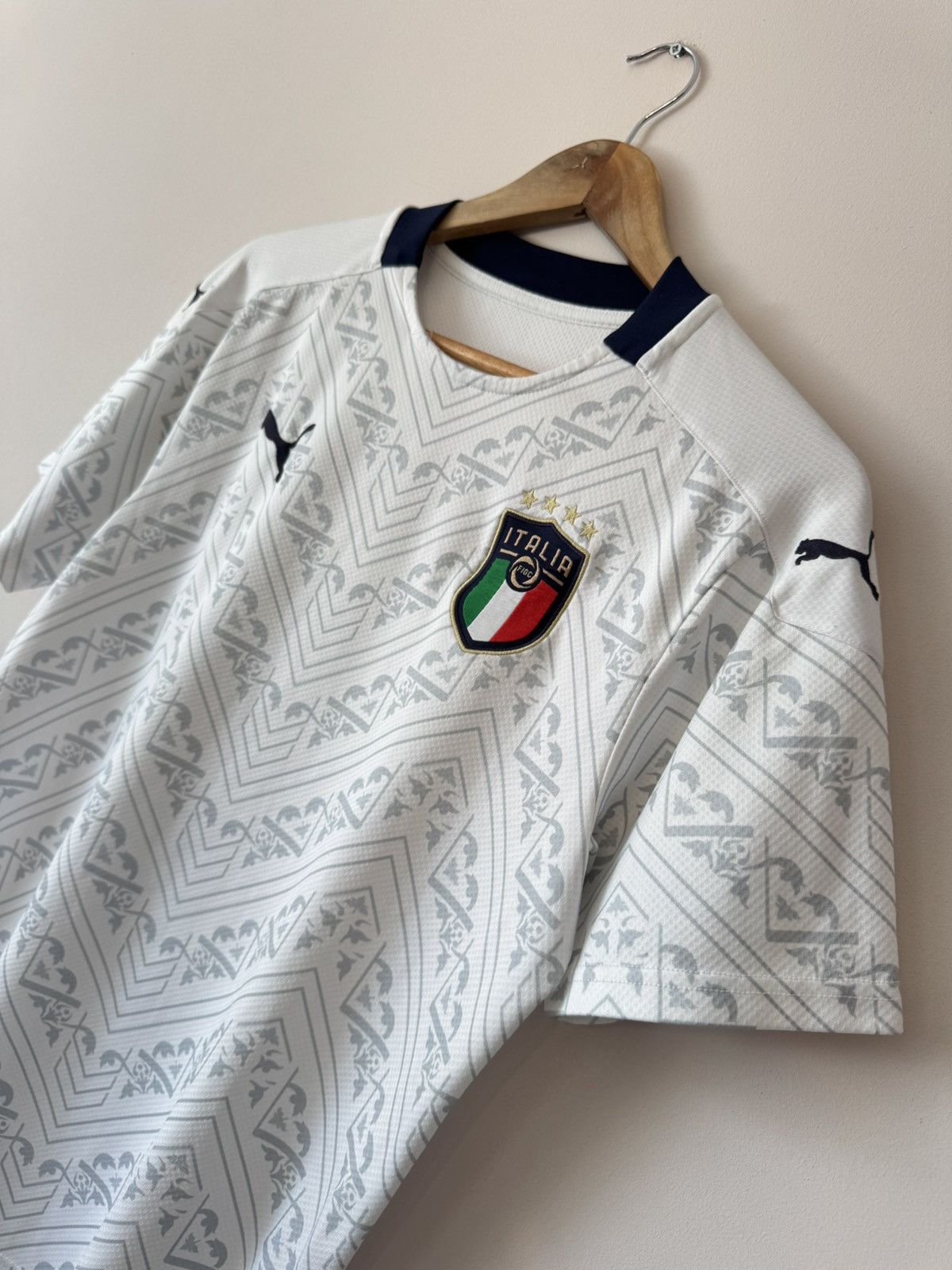 Puma Italy 2020-2021 Away Euro Soccer Jersey Football Shirt Kit Size US M / EU 48-50 / 2 - 5 Thumbnail