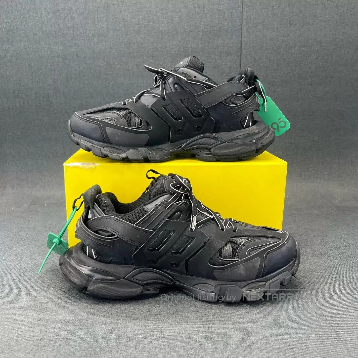 Balenciaga Black Low-Top Sneakers Size 8. Size US 8 / EU 41 - 3 Thumbnail