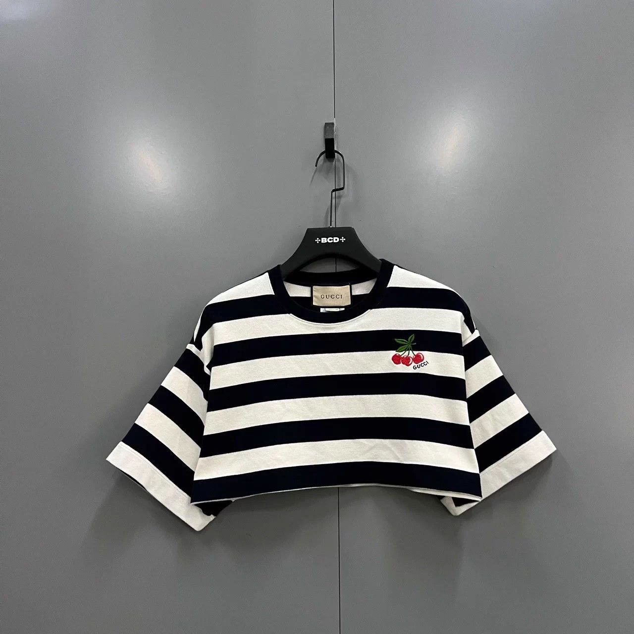 Gucci GUCCI striped cherry logo short-sleeve XS 95 New Size XS / US 0-2 / IT 36-38 - 2 Thumbnail