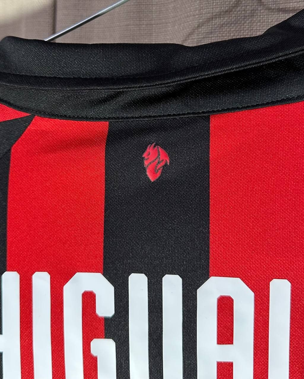 Puma AC Milan 2018/19 Home HIGUAIN Puma football Jersey shirt Size US XXS / EU 40 - 7 Thumbnail