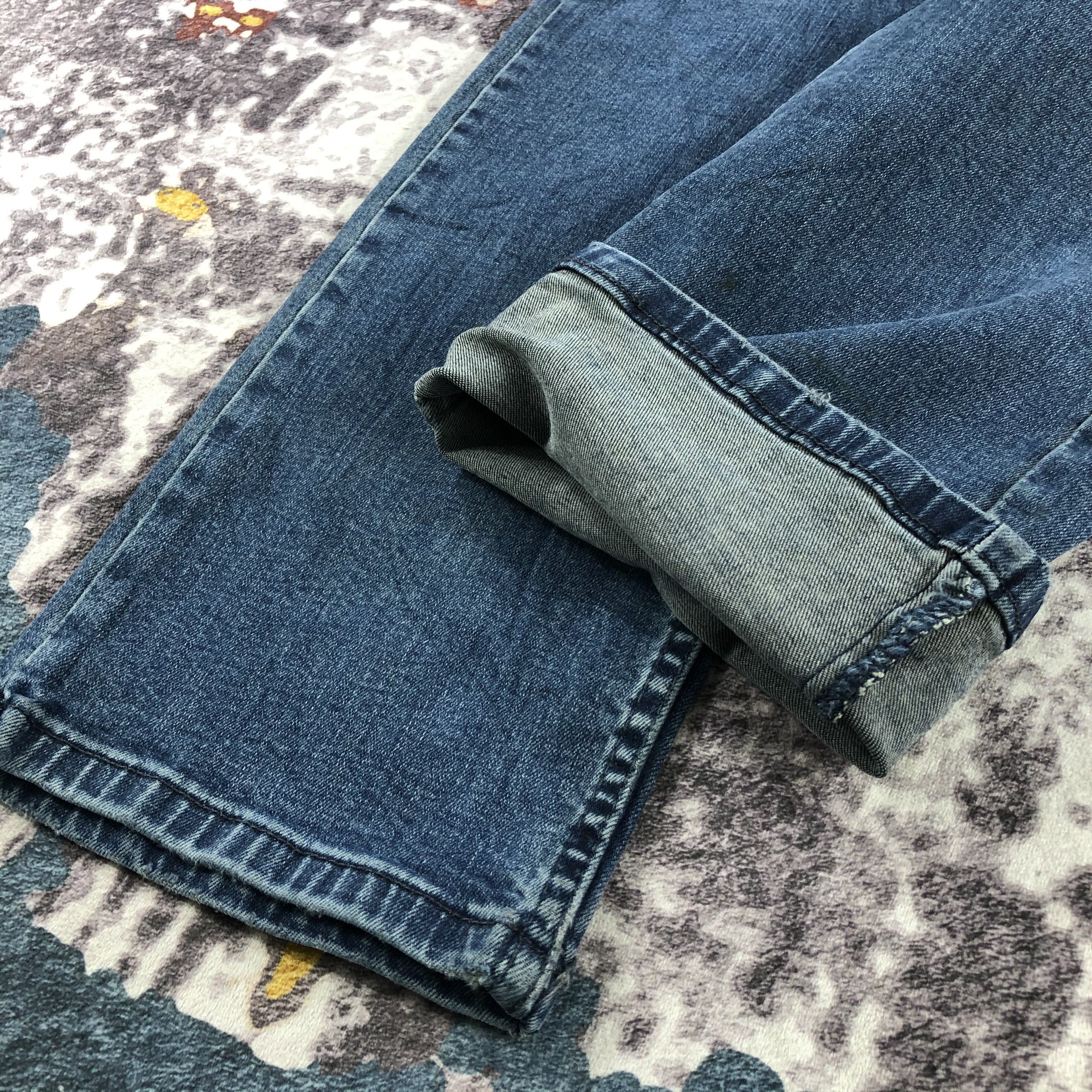 Levi's × Vintage Vintage Blue Wash Levis 514 Jeans-JM2690 Size US 33 - 8 Thumbnail