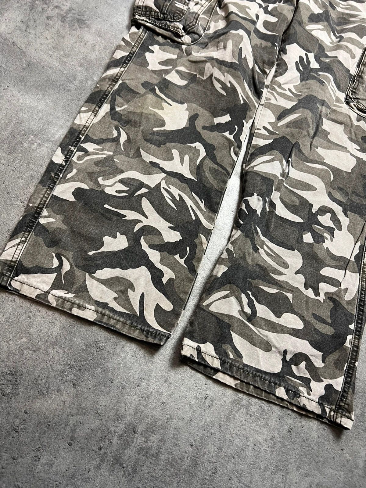 Vintage Camo military drain pants Size US 33 - 2 Thumbnail