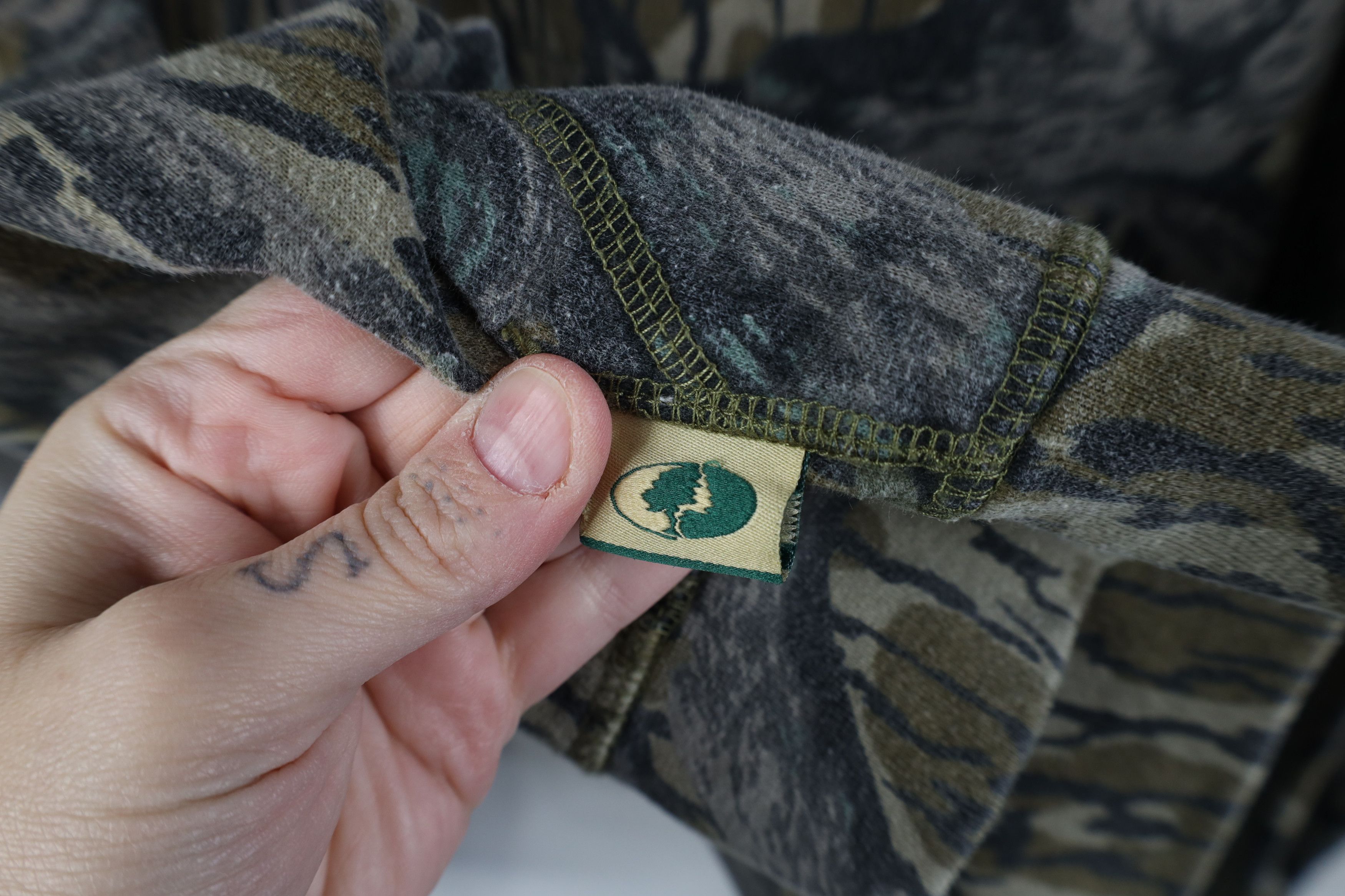Mossy Oaks Vintage Mossy Oak Camouflage Heavyweight Hoodie Sweatshirt Size US M / EU 48-50 / 2 - 4 Thumbnail