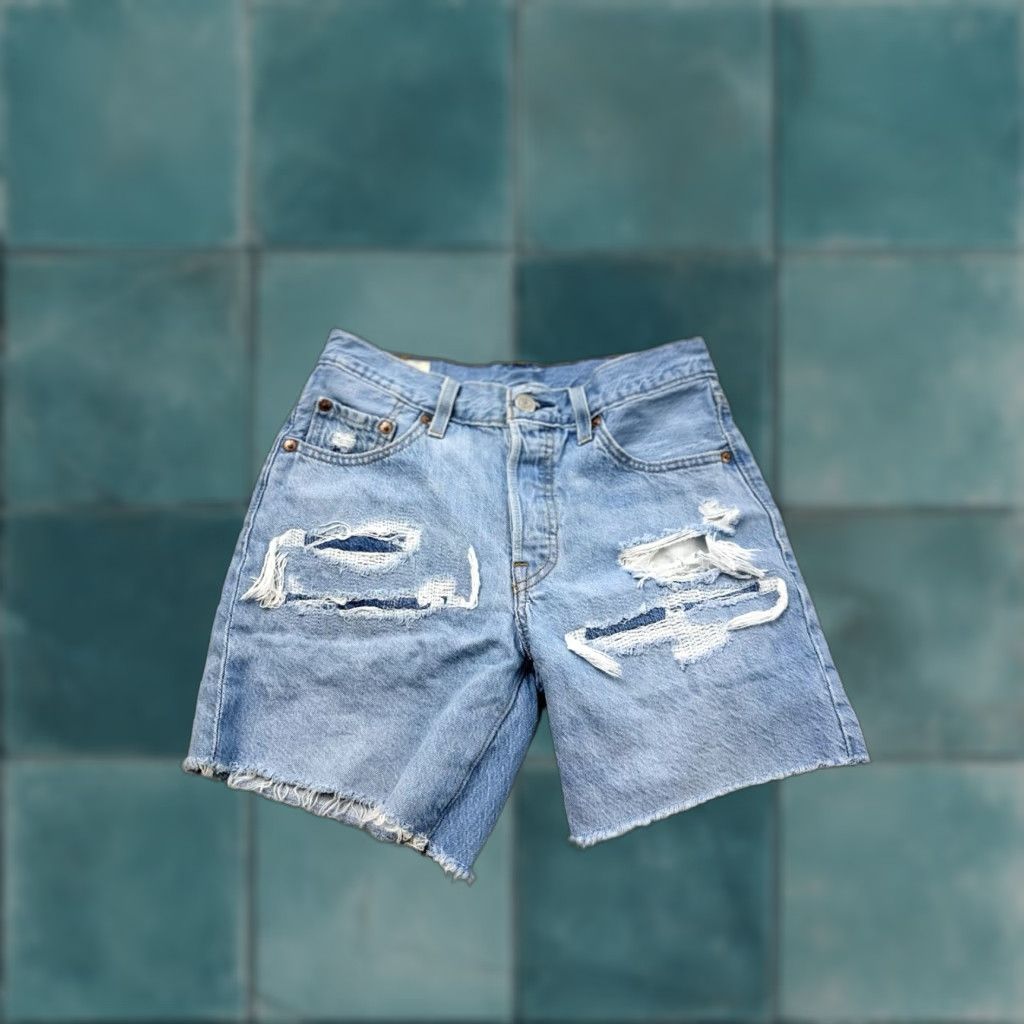 Levi's Levi’s Premium 501 Shorts Womens 24 Blue Cut Off Denim Jean Distressed Size 42" / US 20 - 1 Thumbnail