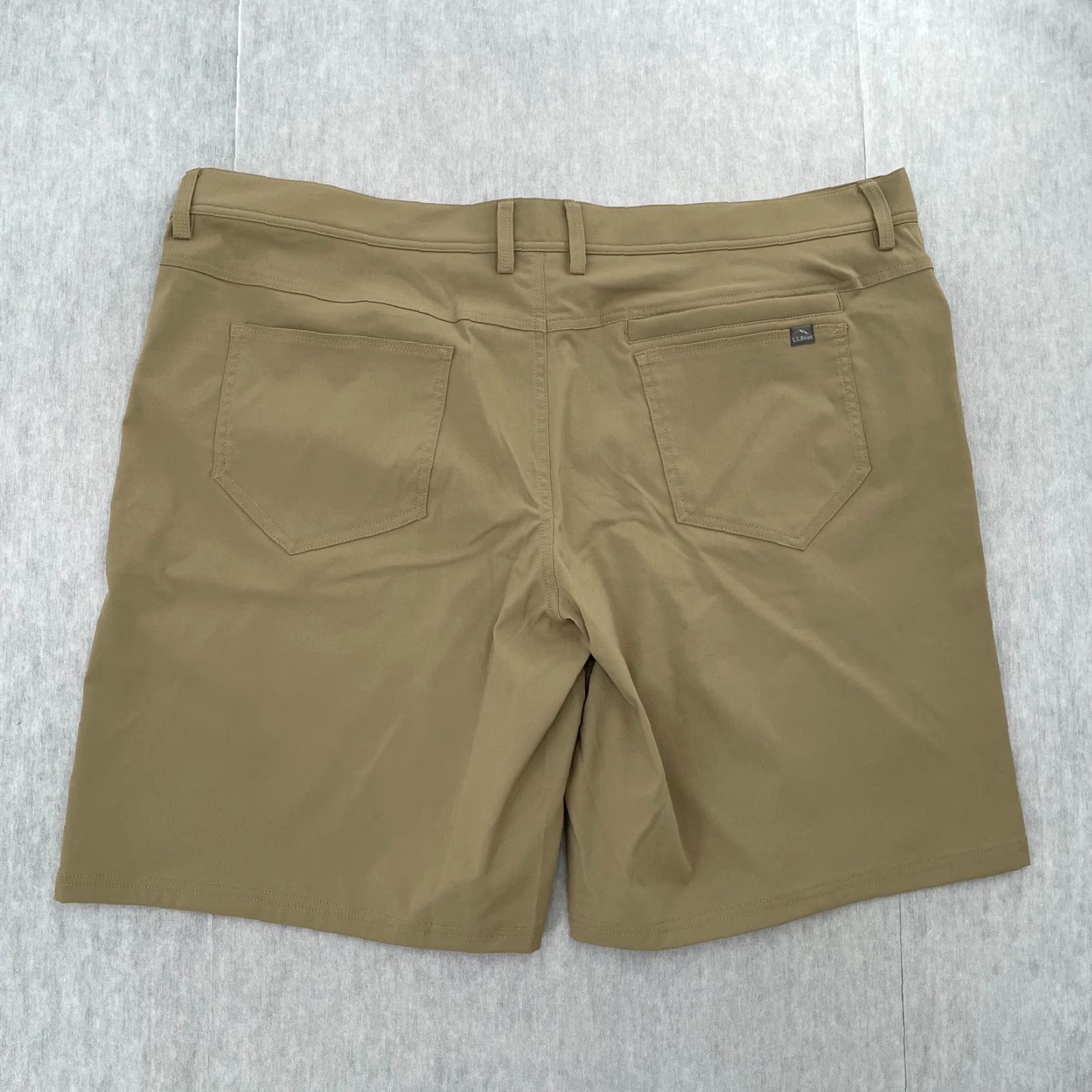 Vintage VINTAGE L.L. Bean Shorts Men 44 Khaki Chino Stretch 5-Pocket Casual Summer Size US 44 / EU 60 - 2 Thumbnail