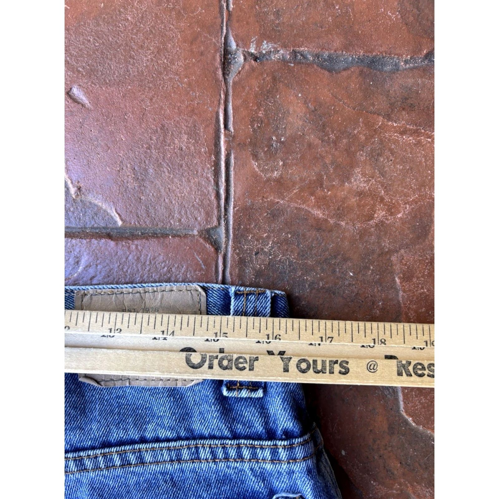 Chaps VINTAGE Chaps Carpenter Jeans Shorts Mens 34 Denim 5-Pocket Distressed Grunge Y2K 90s Size US 34 / EU 50 - 7 Thumbnail