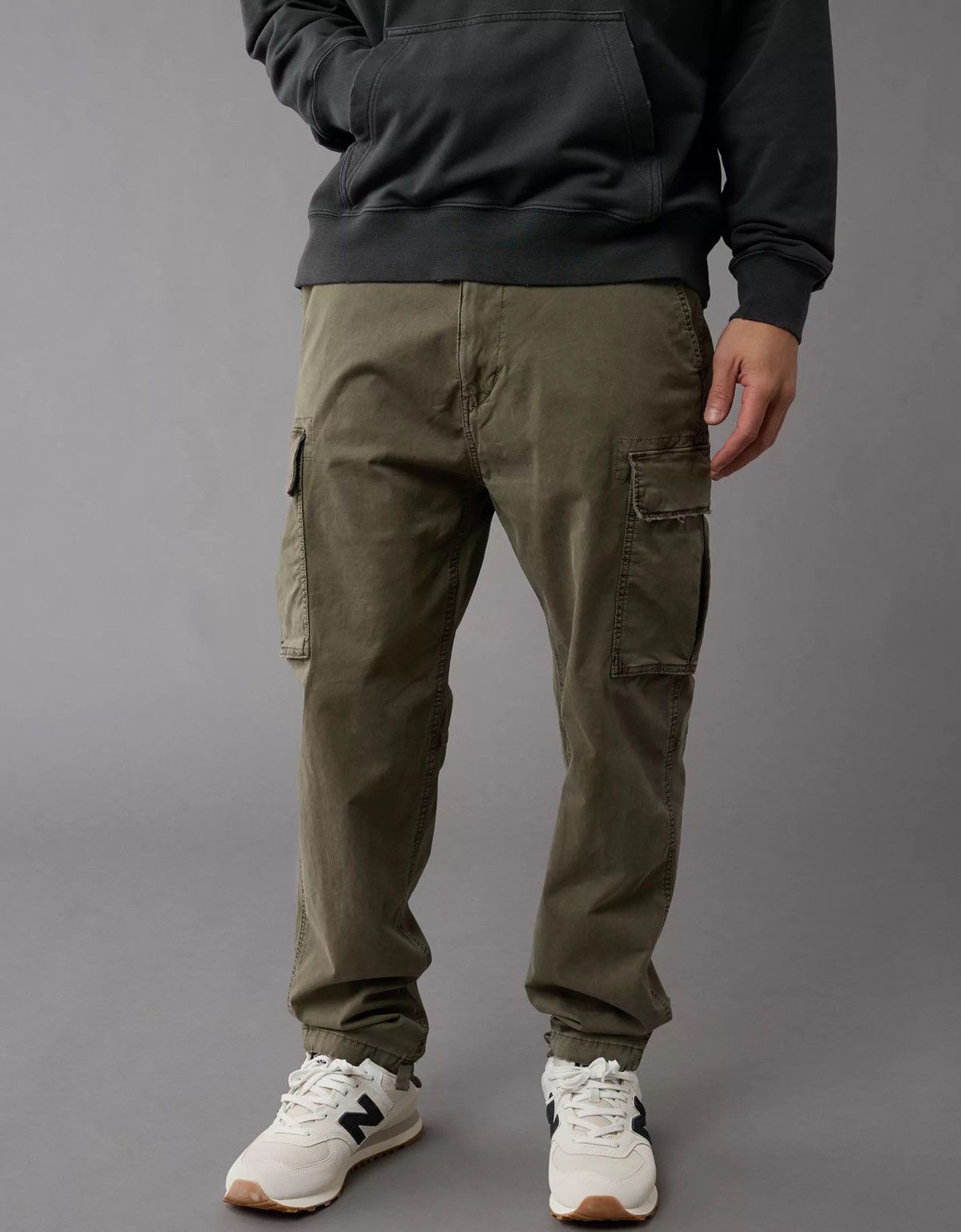 American Eagle Outfitters American Eagle Flex Lived-In Cargo Pants Olive Moss 36x32 Size US 32 / EU 48 - 1 Thumbnail