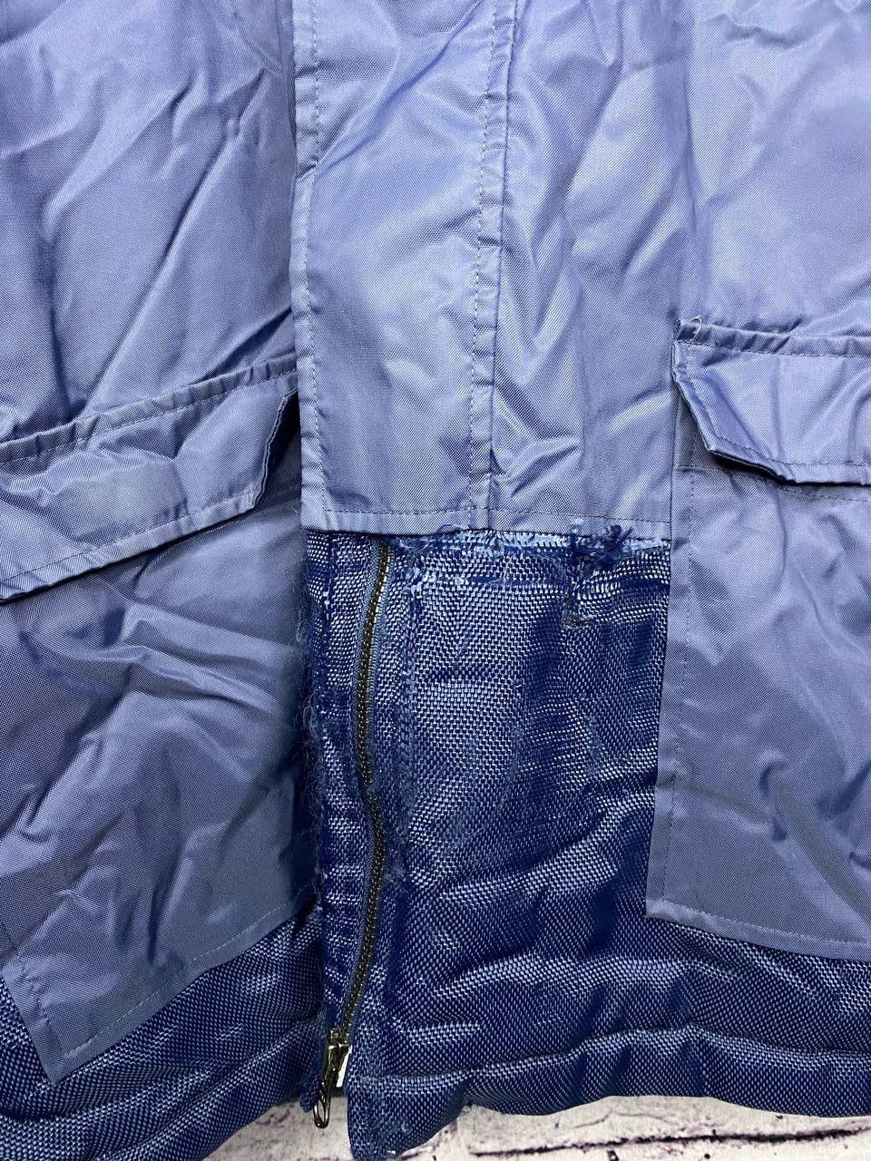 Nike Nike Vintage 90s Small Logo Blue Down Jacket Winter Parkas Size US L / EU 52-54 / 3 - 6 Thumbnail