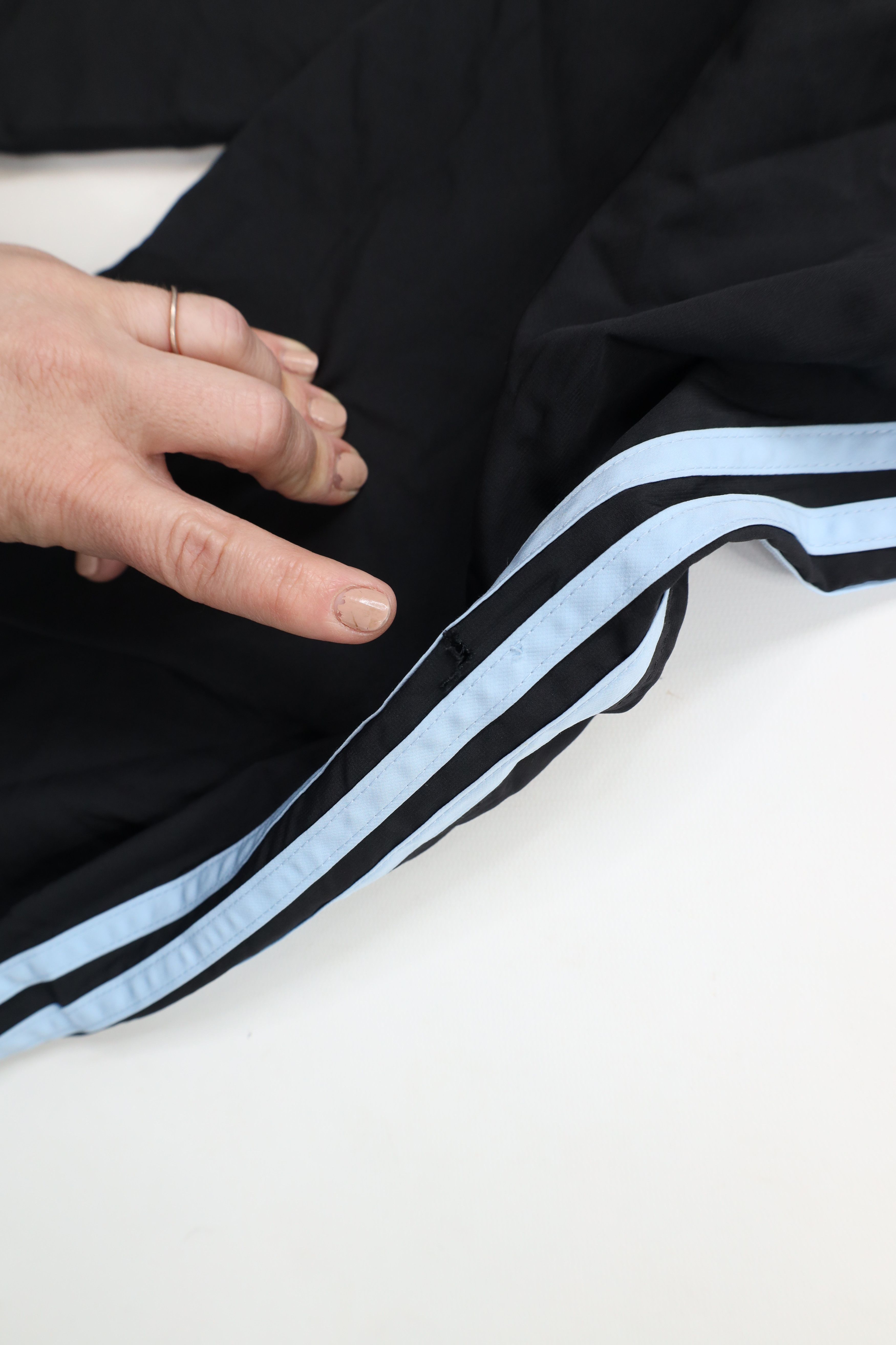 Adidas × Vintage Vintage Y2K Adidas Spell Striped Flared Sweatpants Pants Size 24" / US 00 / IT 34 - 11 Thumbnail