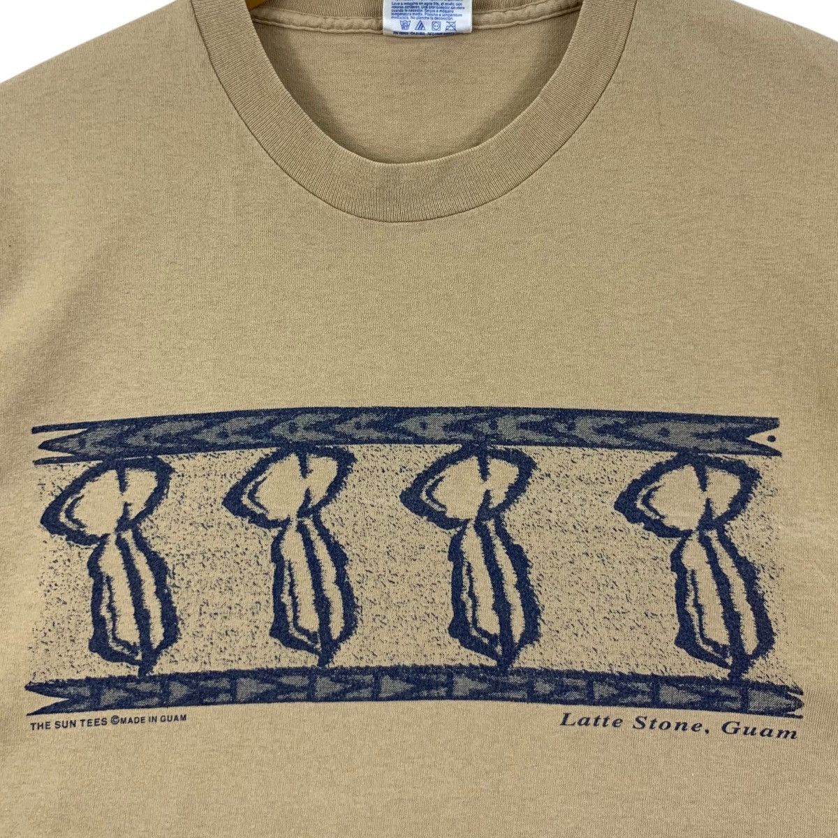 Vintage 90’ LATTE STONE GUAM Hawaii The Sun Tee Shirt