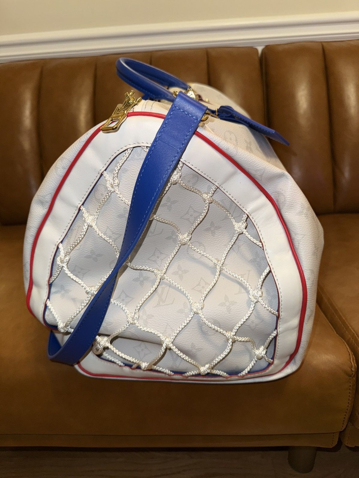 Louis Vuitton × NBA Louis Vuitton X NBA Keepall Antartica Bag Size ONE SIZE - 4 Thumbnail