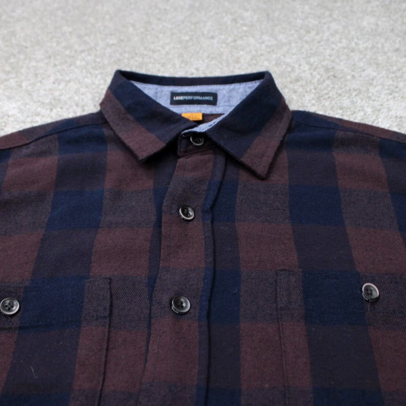 Vintage Tailor Vintage Shirt Mens Medium Red/Blue Luxe Performance Flannel Stretch L/S Size US M / EU 48-50 / 2 - 5 Thumbnail