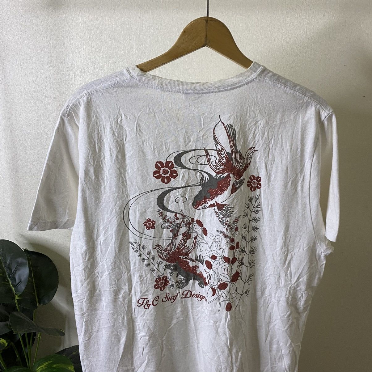 Vintage Y2K T&C Surf Design Koi Fish Back Graphic Surfing T Shirt Size US L / EU 52-54 / 3 - 2 Thumbnail