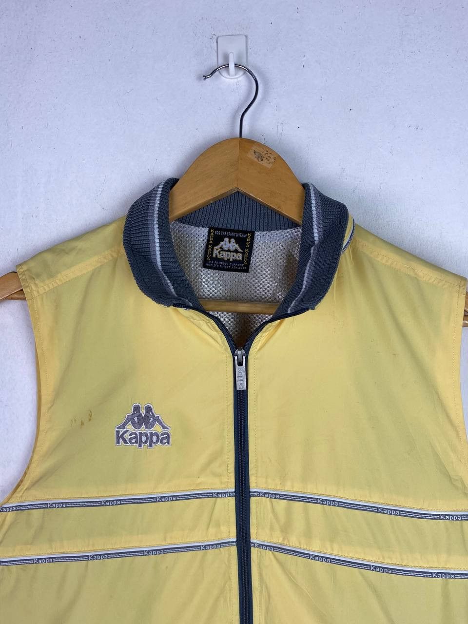 Kappa Vintage kappa nylon vest nice design Size US S / EU 44-46 / 1 - 2 Thumbnail