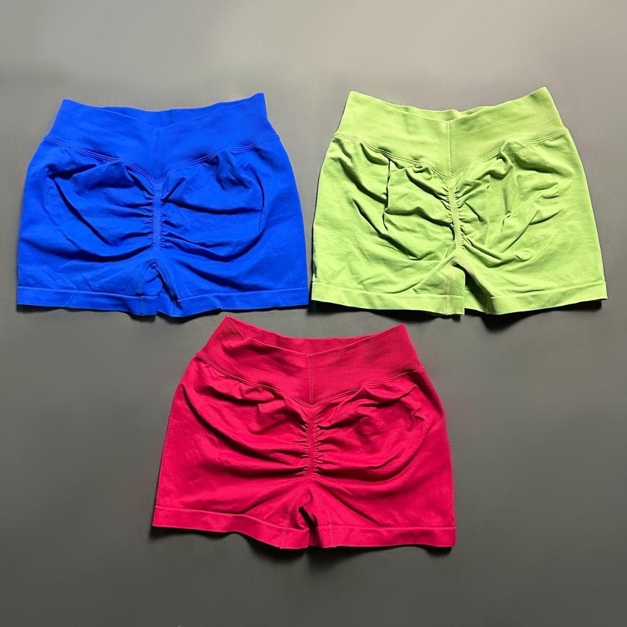 Other 2 piece gymset! Cute Black sport bra and shorts Size M / US 6-8 / IT 42-44 - 4 Thumbnail