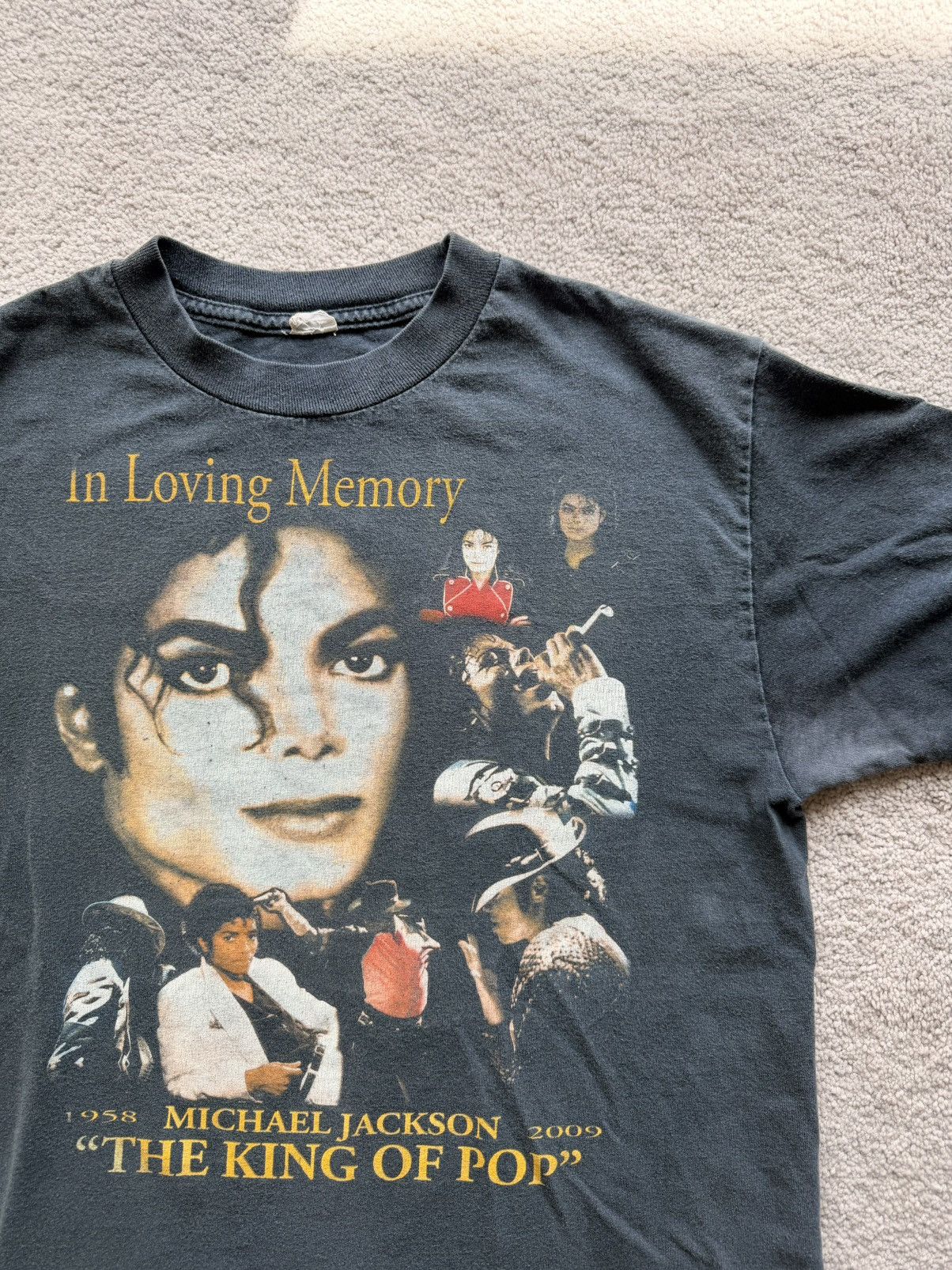 Vintage Vintage Michael Jackson SS T-Shirt Size US S / EU 44-46 / 1 - 1 Thumbnail