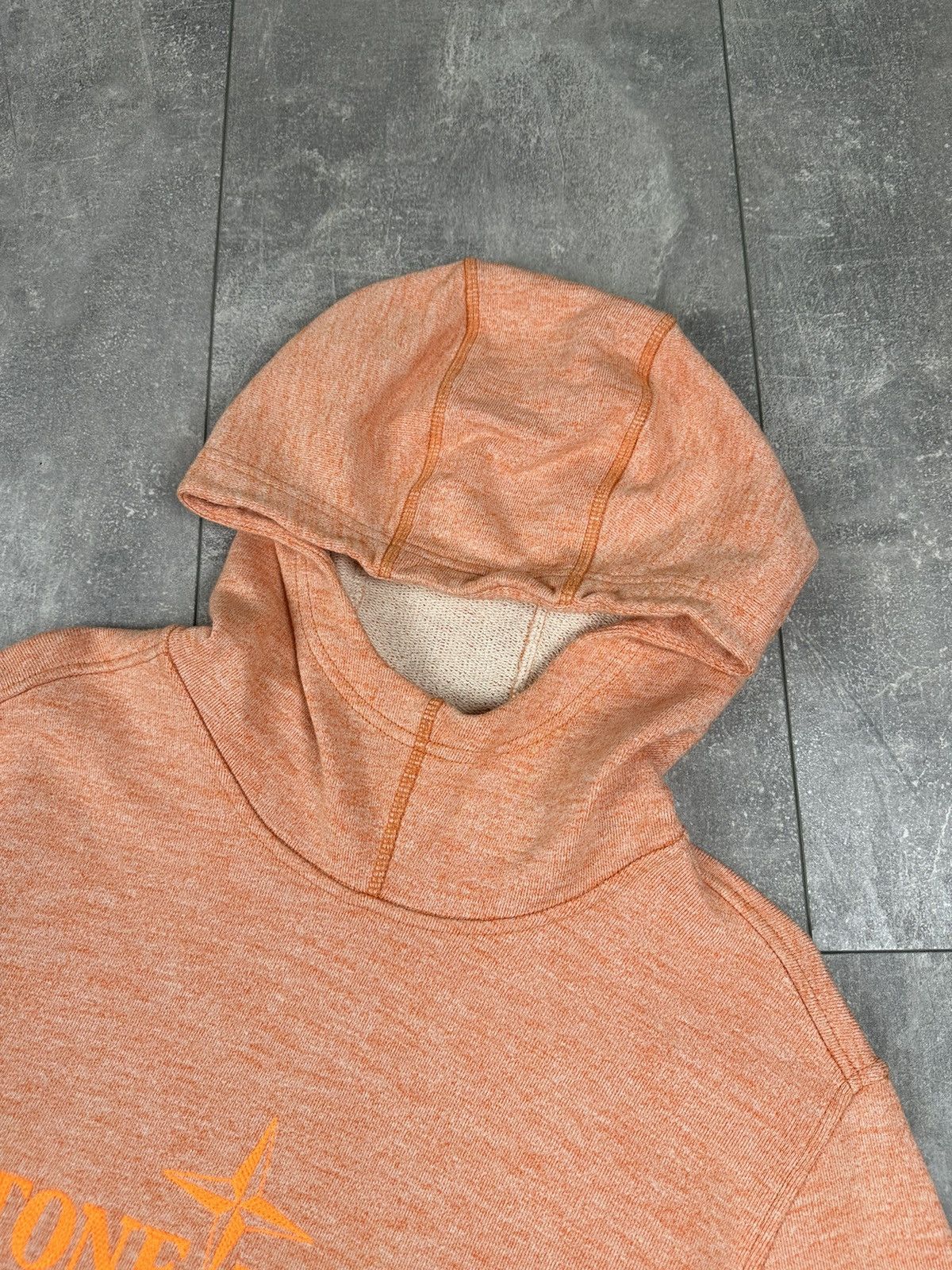 Stone Island Stone Island Orange Big Logo Mens Luxury Hoodie Size US L / EU 52-54 / 3 - 7 Thumbnail