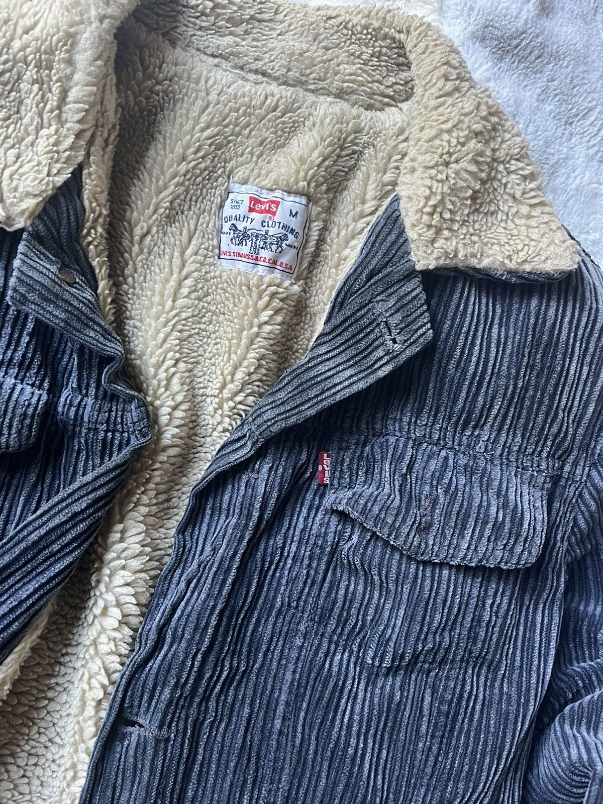 Levi's × Vintage Vintage RARE Corduoroy Levis Made In USA Sherpa Lined jacket Size US M / EU 48-50 / 2 - 2 Thumbnail