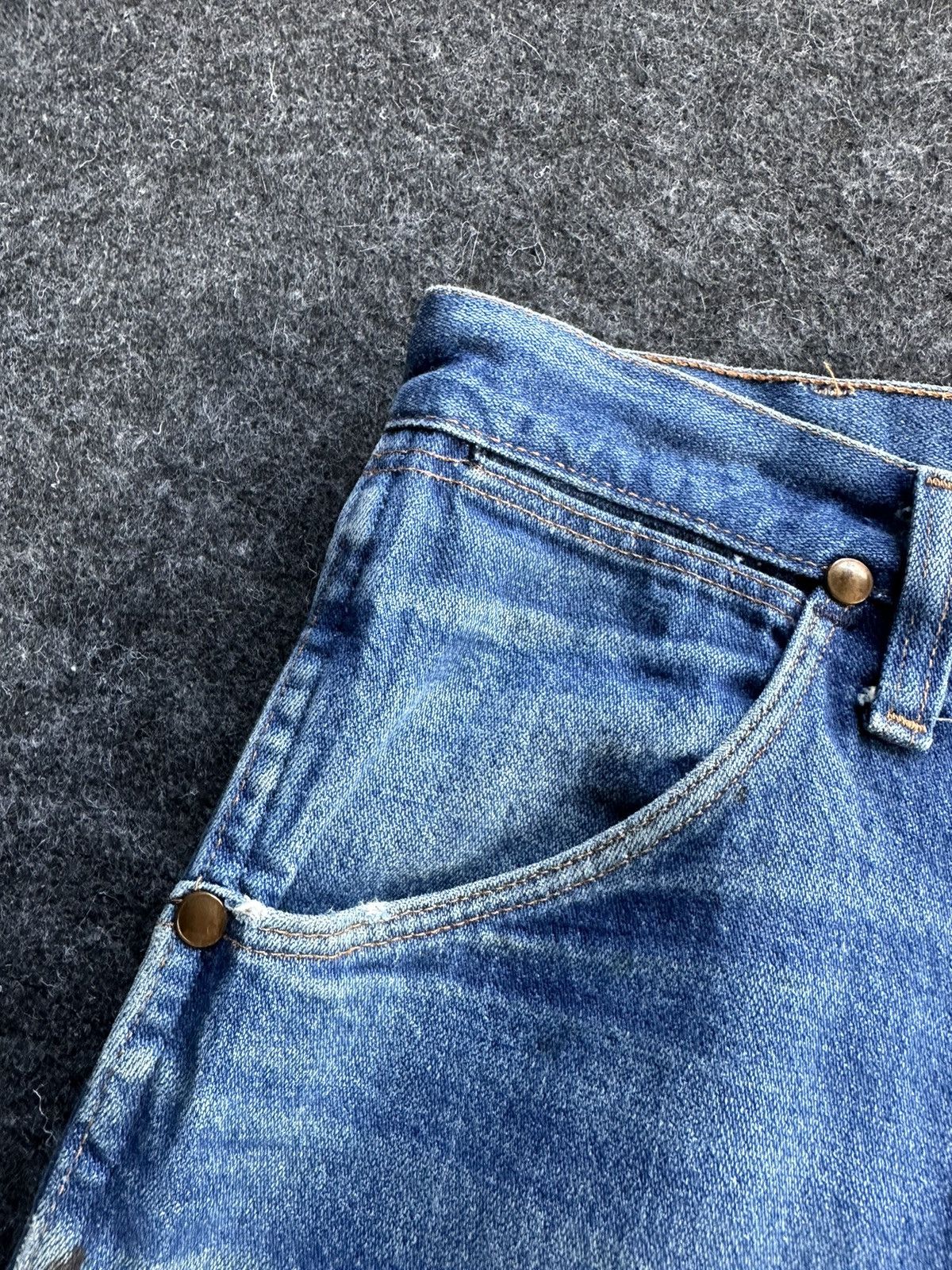 Vintage × Wrangler Vintage Wrangler Dirty Blue Washed Denim D476 Size US 30 / EU 46 - 6 Thumbnail