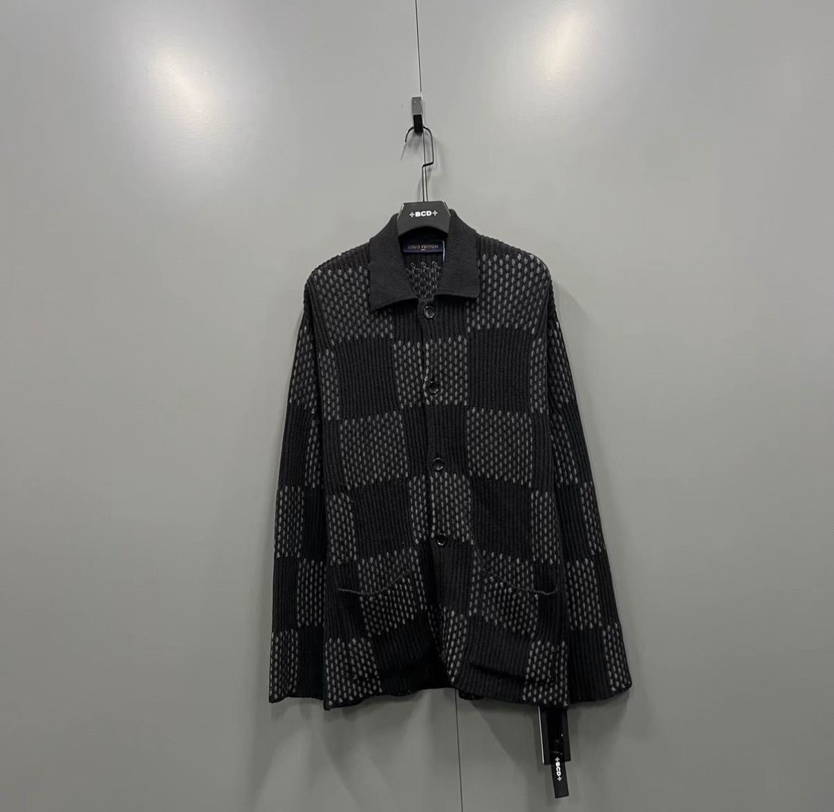 Louis Vuitton Louis Vuitton 2020 Ribbed Damier Knit Cardigan J41 Size US S / EU 44-46 / 1 - 1 Thumbnail