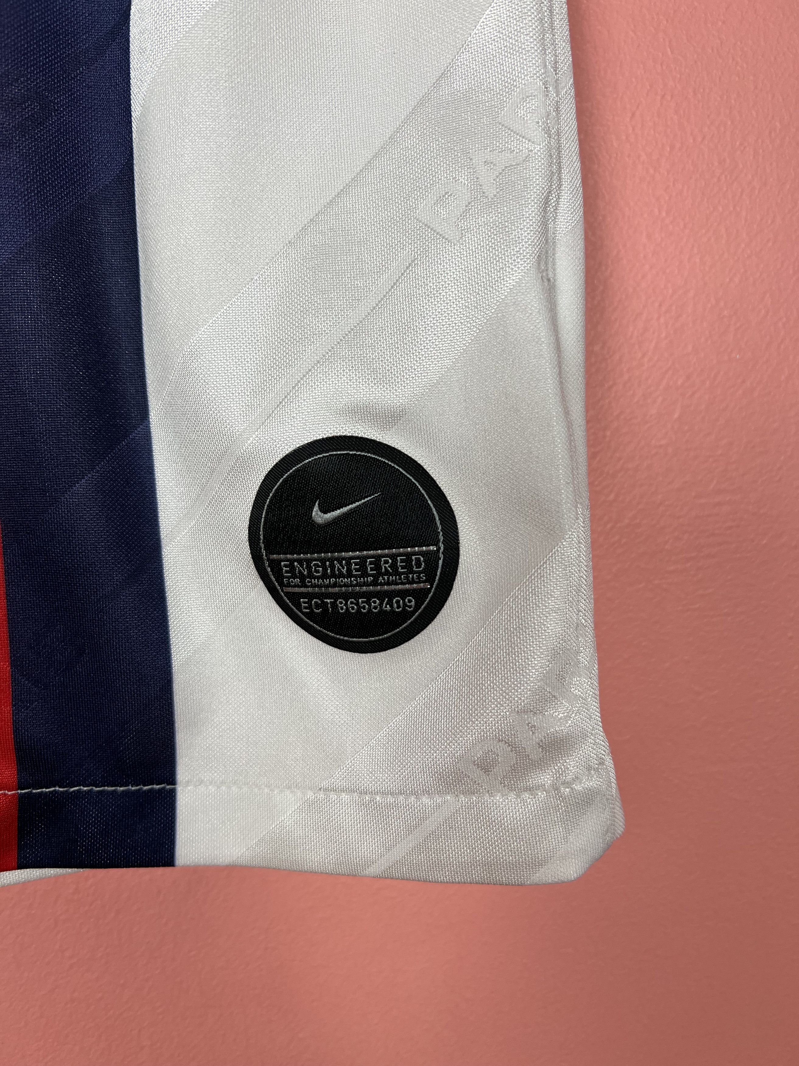 Nike nike PSG Paris saint-germain kids teen Mbappe soccer jersey Size US M / EU 48-50 / 2 - 7 Thumbnail