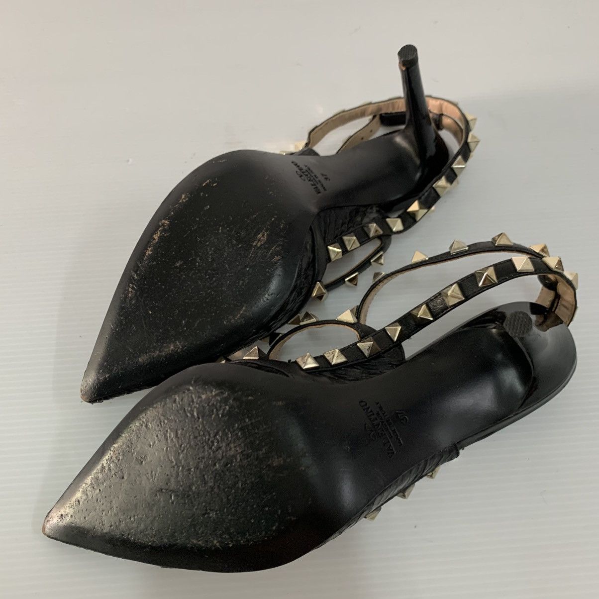 Valentino Valentino Garavani Spike Black Heels Size US 7 / IT 37 - 9 Thumbnail