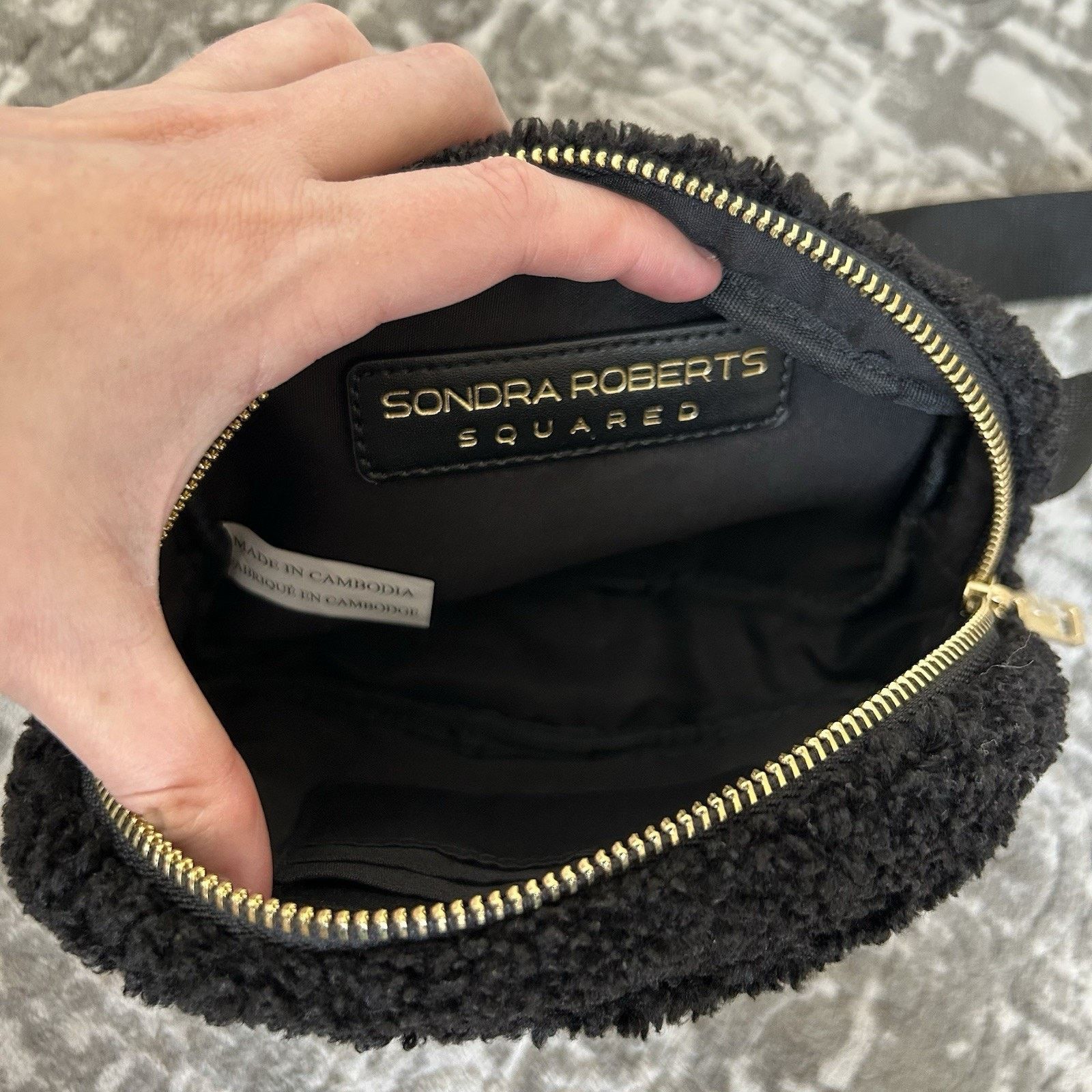Other Sondra Robert’s Squared Black Sherpa With Gold Accents - New Size ONE SIZE - 7 Thumbnail