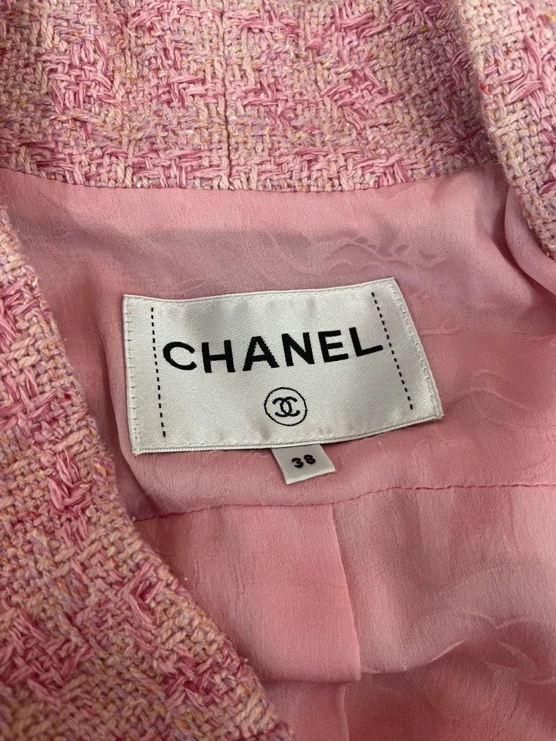 Chanel Chanel Cruise series pink tweed jacket Size XS / US 0-2 / IT 36-38 - 3 Thumbnail
