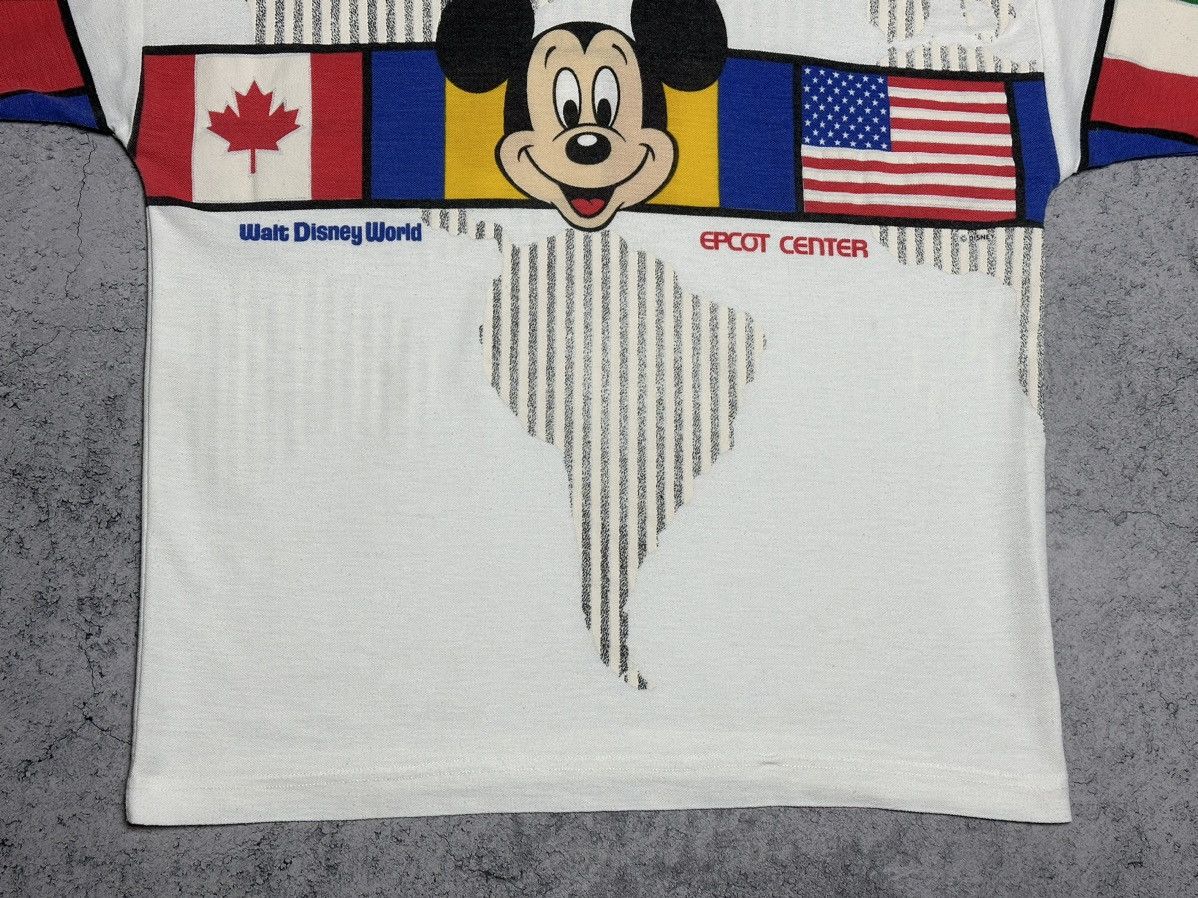 Disney Vintage 1982 Mickey Mouse Walt Disney World Epcot Flag Tee Size US M / EU 48-50 / 2 - 3 Thumbnail