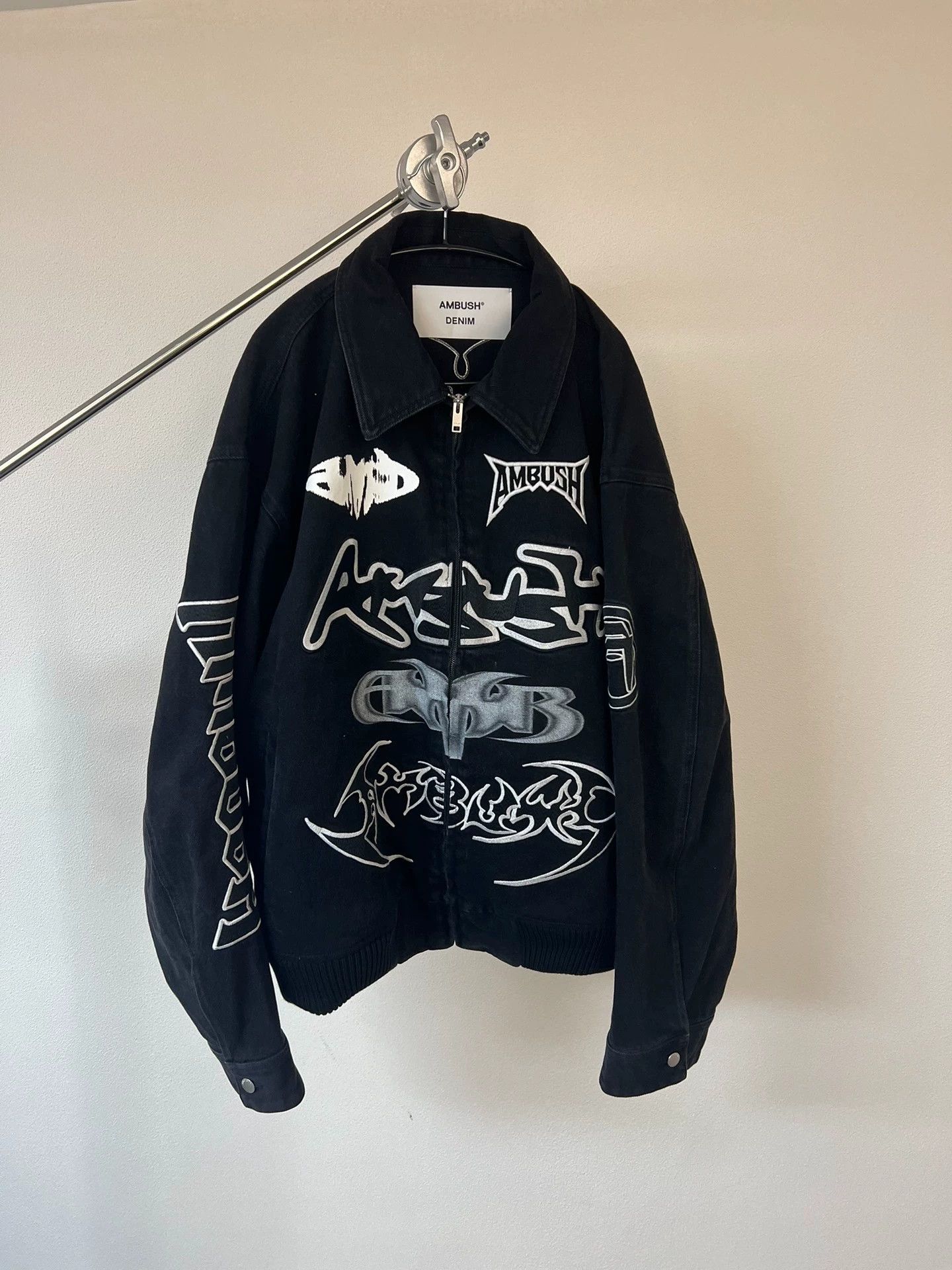 Ambush Design AMBUSH 23FW Black Oversized Denim Patchwork Pilot Jacket XL Size US XL / EU 56 / 4 - 1 Thumbnail
