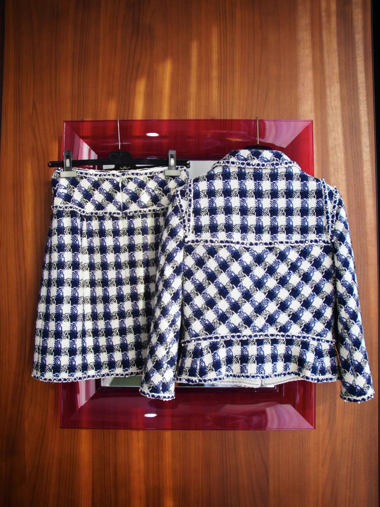 Chanel Chanel Blue White Check Tweed Pearl Trim Suit (M Skirt FR38) Size M / US 6-8 / IT 42-44 - 3 Thumbnail