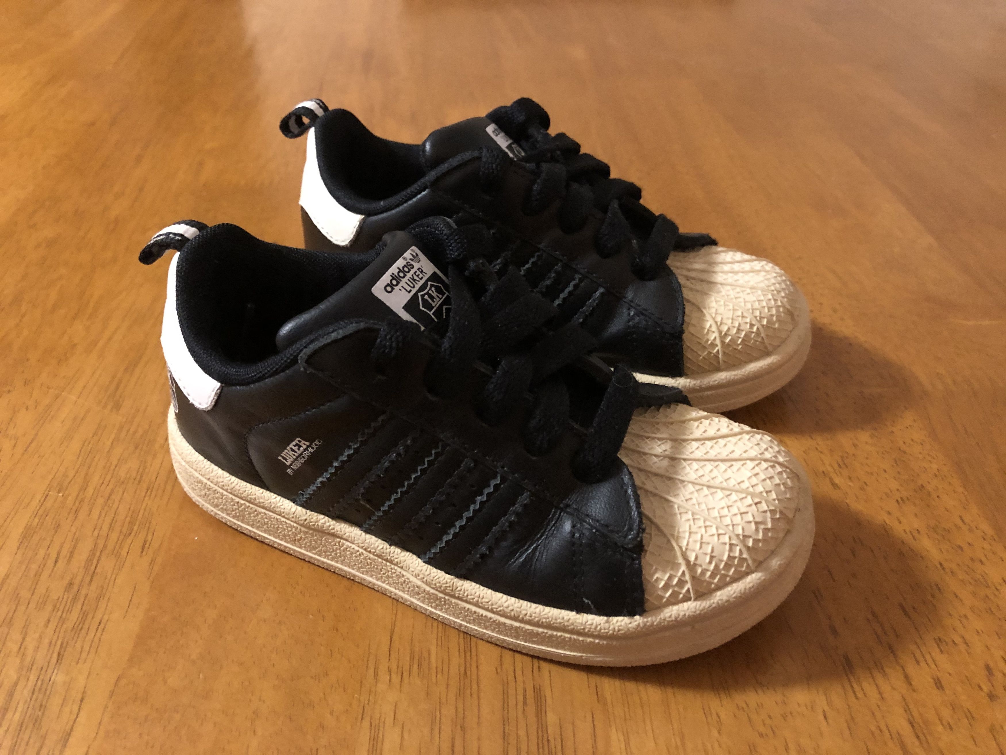 Adidas × Neighborhood Luker by Neighborhood Kids Size Superstar Shelltoe Sneaker Size ONE SIZE - 3 Thumbnail