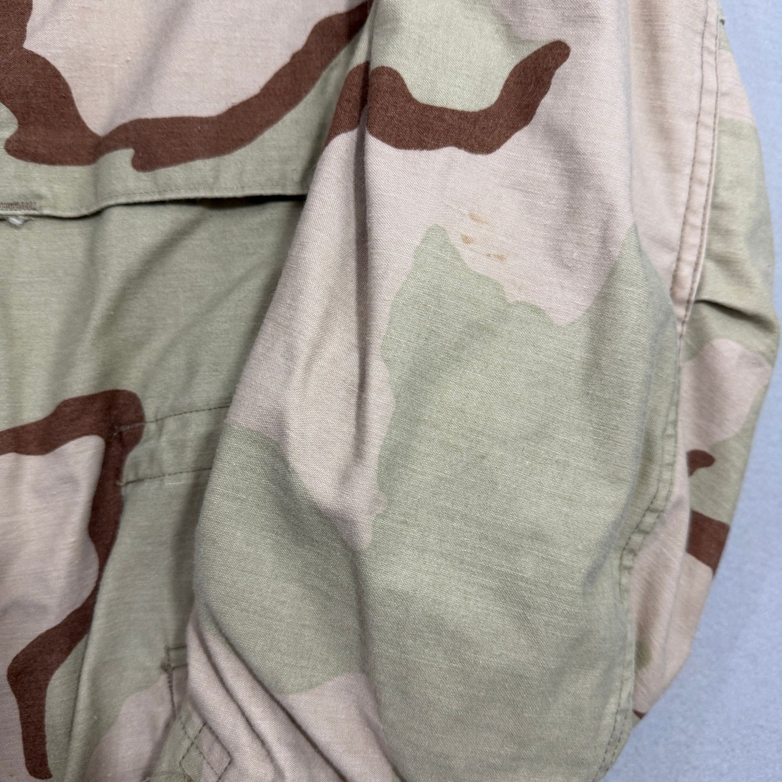 Vintage Vintage US Army M-65 Field Jacket Men's Large Desert Camo Size US L / EU 52-54 / 3 - 4 Thumbnail