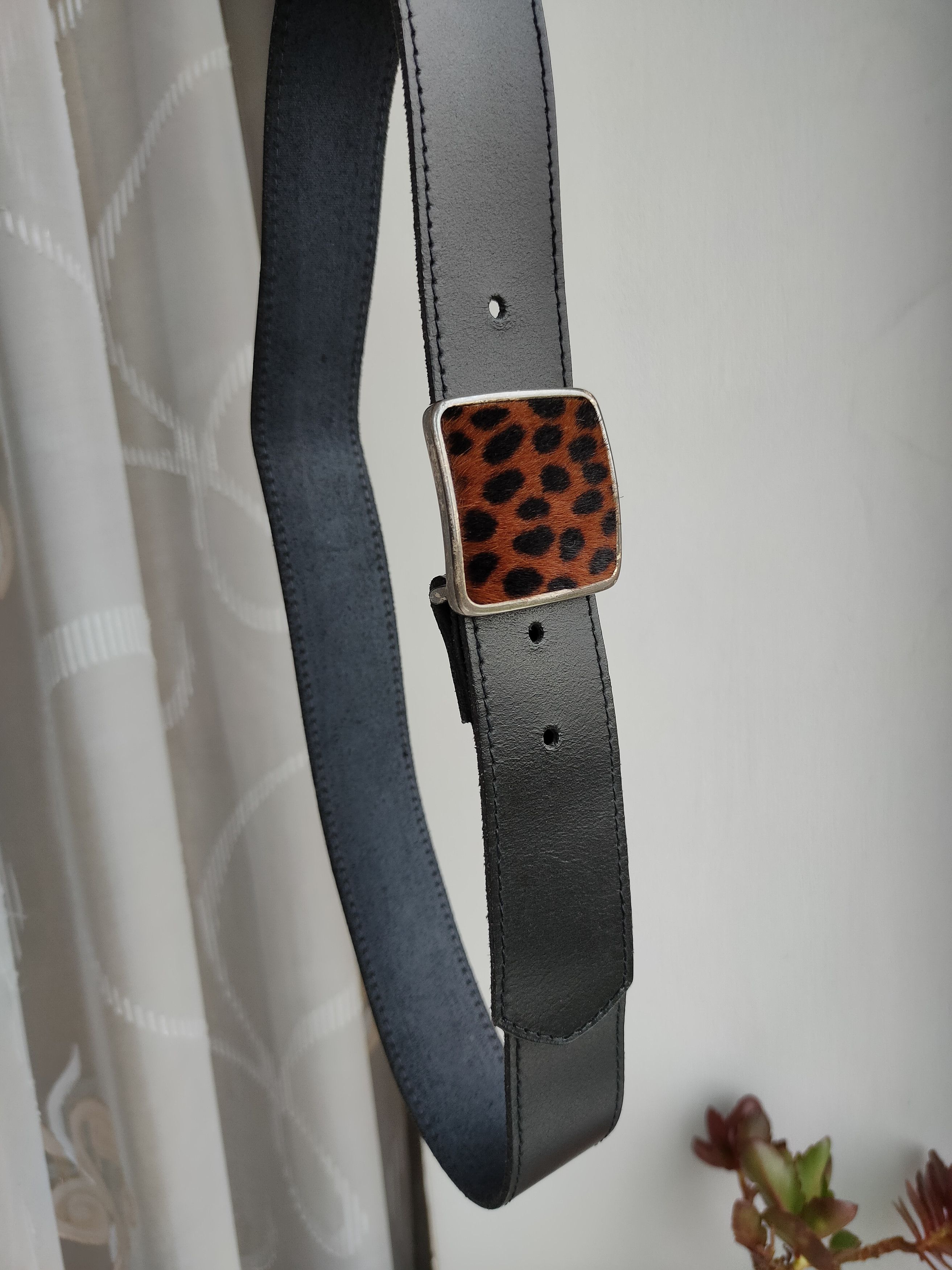 Genuine Leather Leopard woomans leather belts England beautiful vintage belt Size ONE SIZE - 4 Thumbnail