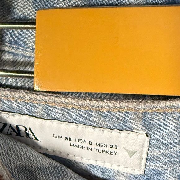 Zara ZARA High-Rise Panel Detail Straight Jeans Light Wash Size 6 Size 28" / US 6 / IT 42 - 9 Thumbnail