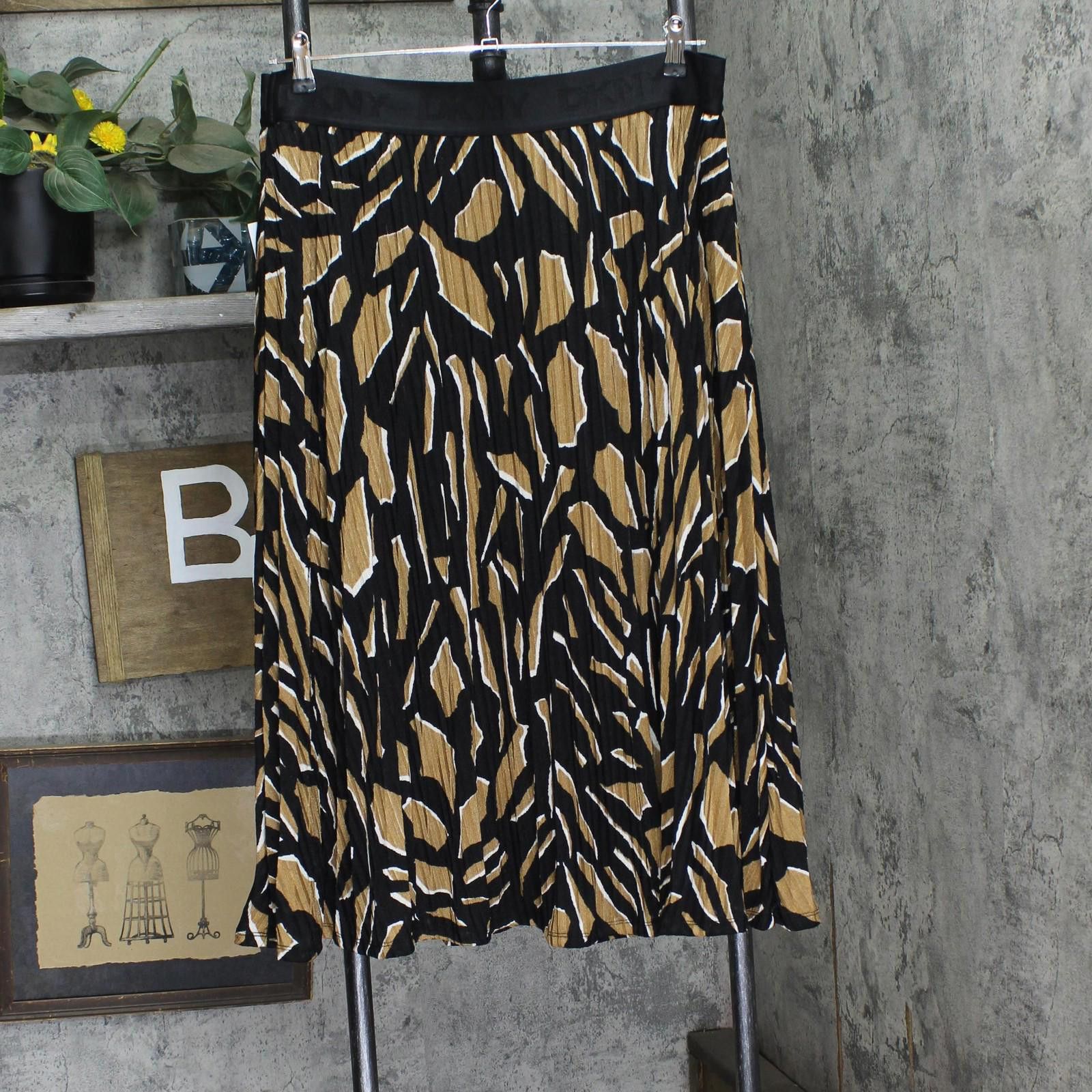 DKNY Nwt Dkny Womens Midi Skirt P43gvoki Abstract Geo Truffle Xl Size 40" / US 18 - 2 Thumbnail