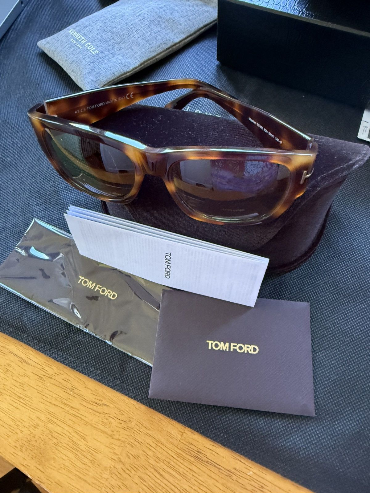 Tom Ford Tom Ford Tortoise Sunglasses Size ONE SIZE - 1 Thumbnail