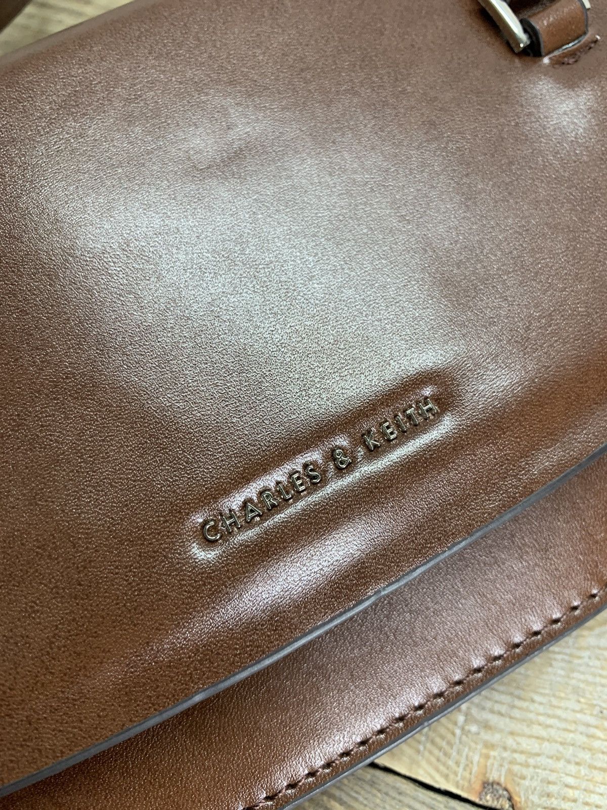 Designer Charles & Keith Brown Single Handle Shoulder Bag Size ONE SIZE - 7 Thumbnail