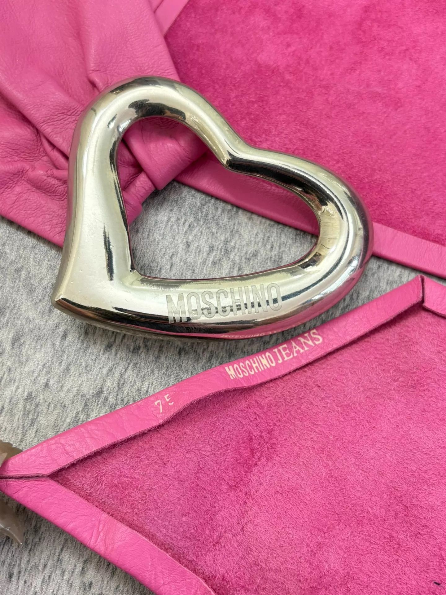 Moschino Moschino Vtg Pink Leather Heart Buckle Irregular Wide Belt Size ONE SIZE - 5 Thumbnail